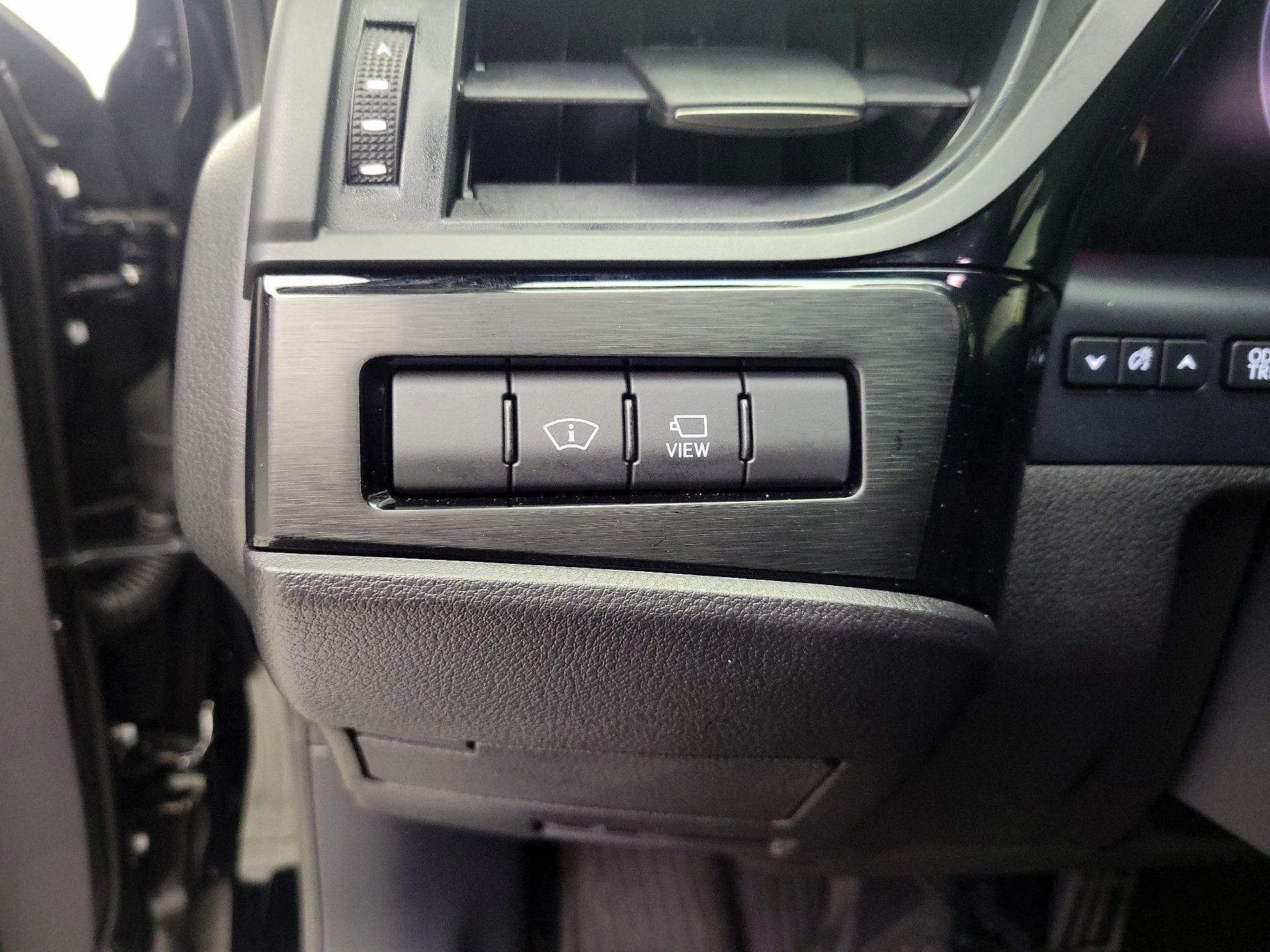 Thumbnail: 2024 Lexus ES - 13