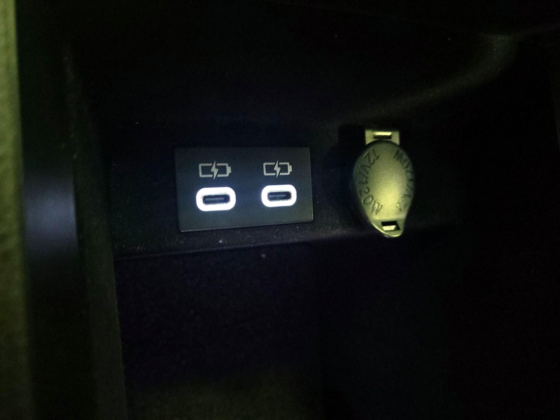 Thumbnail: 2024 Lexus ES - 19