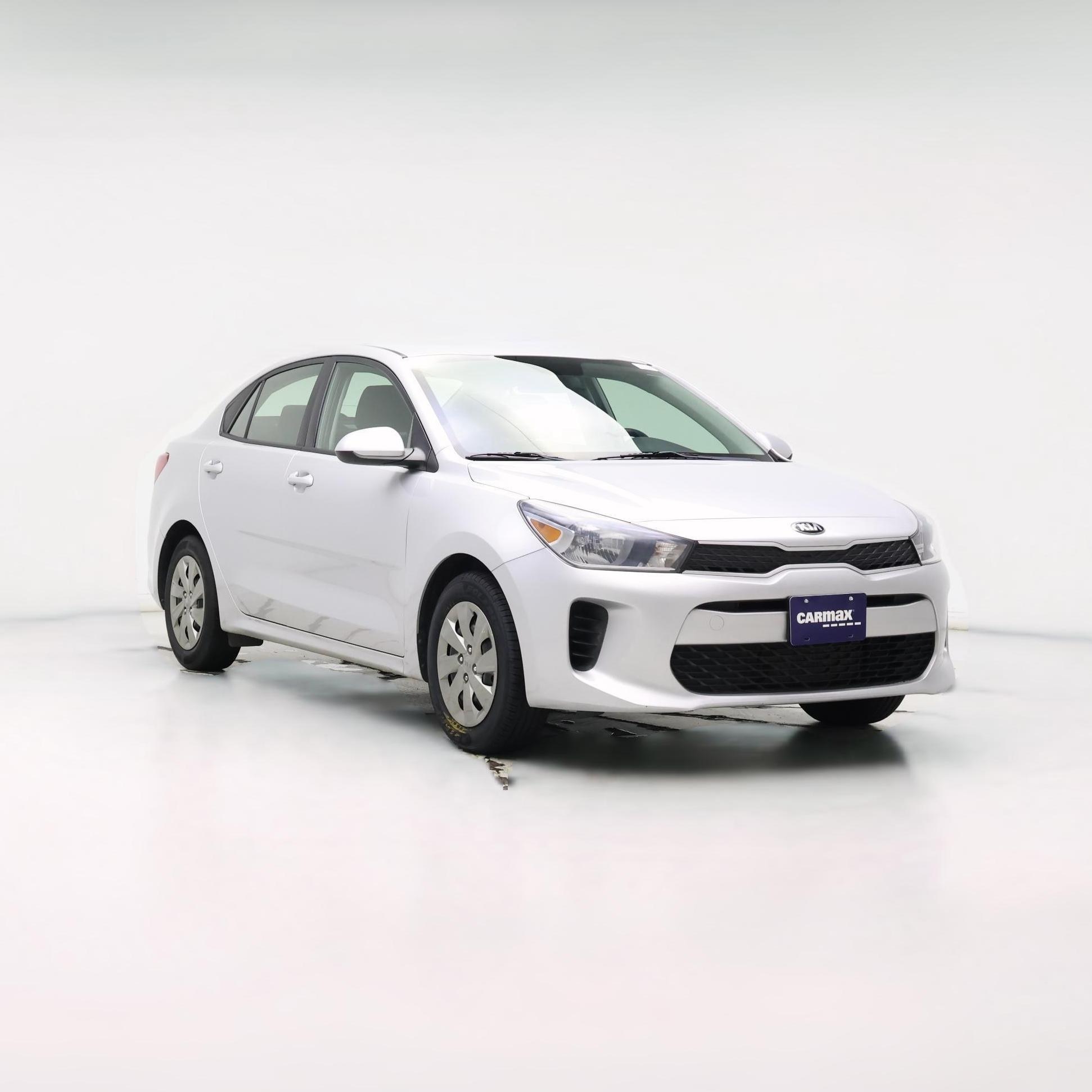 Thumbnail: 2020 Kia Rio - 1