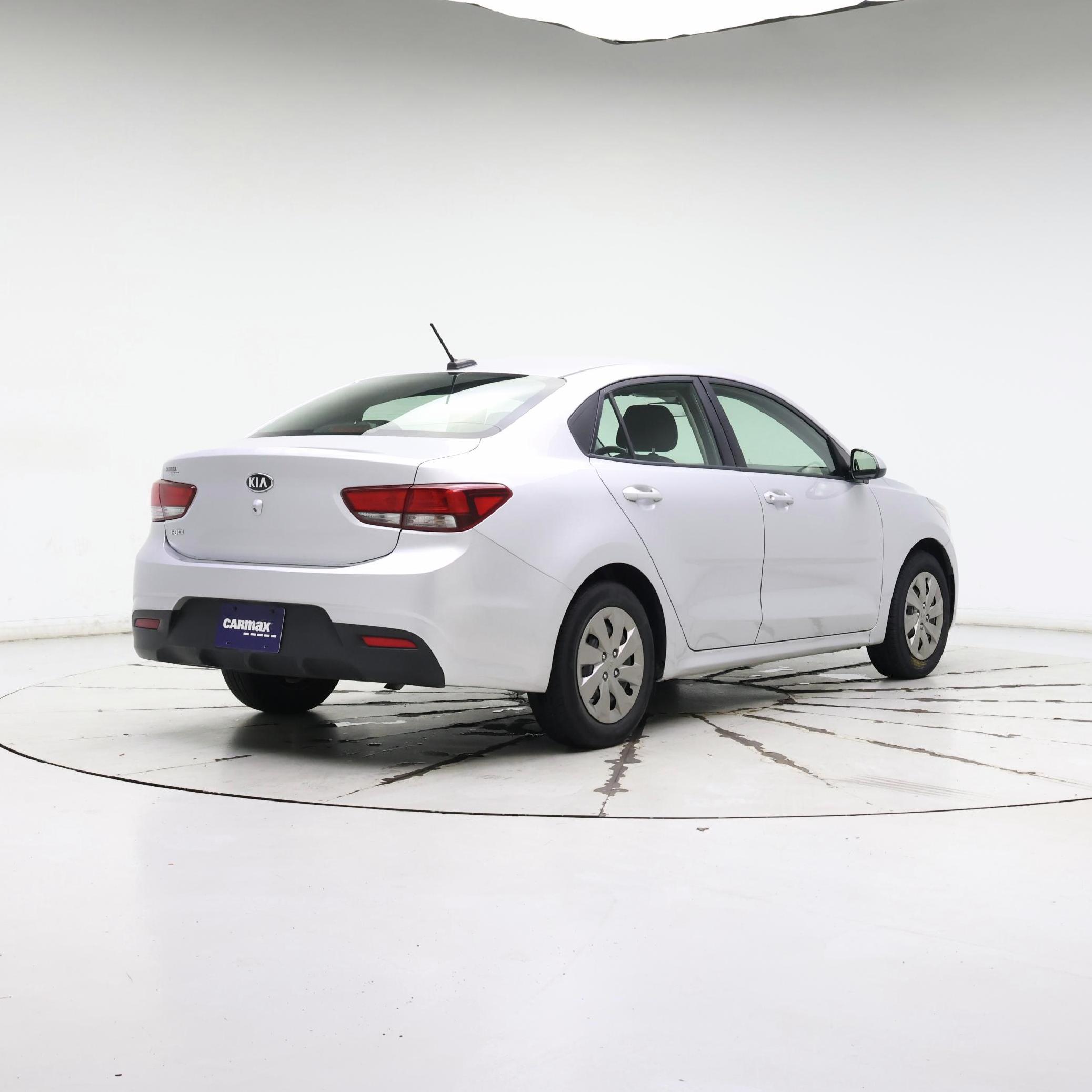 Thumbnail: 2020 Kia Rio - 8