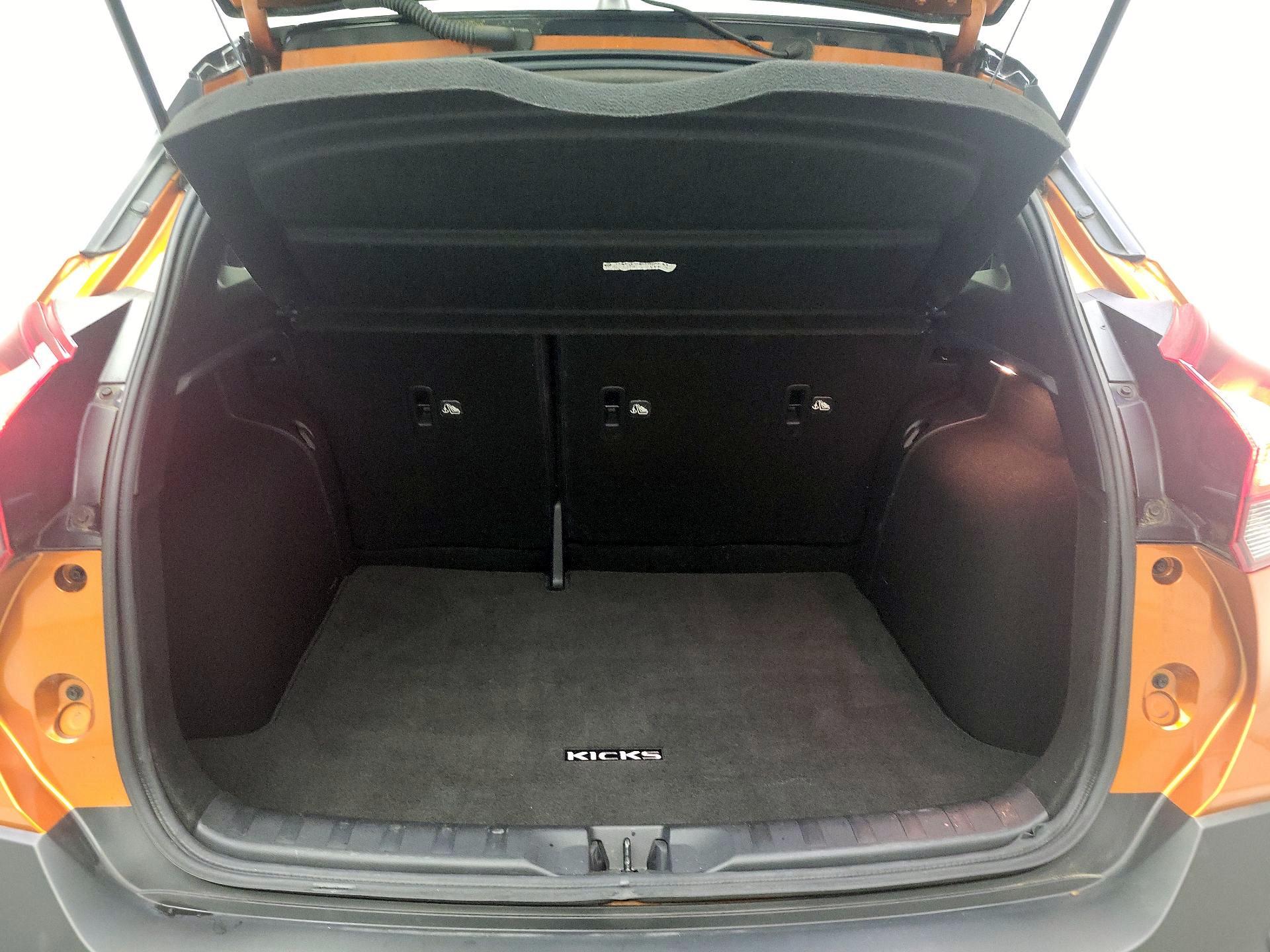 Thumbnail: 2020 Nissan Kicks - 19