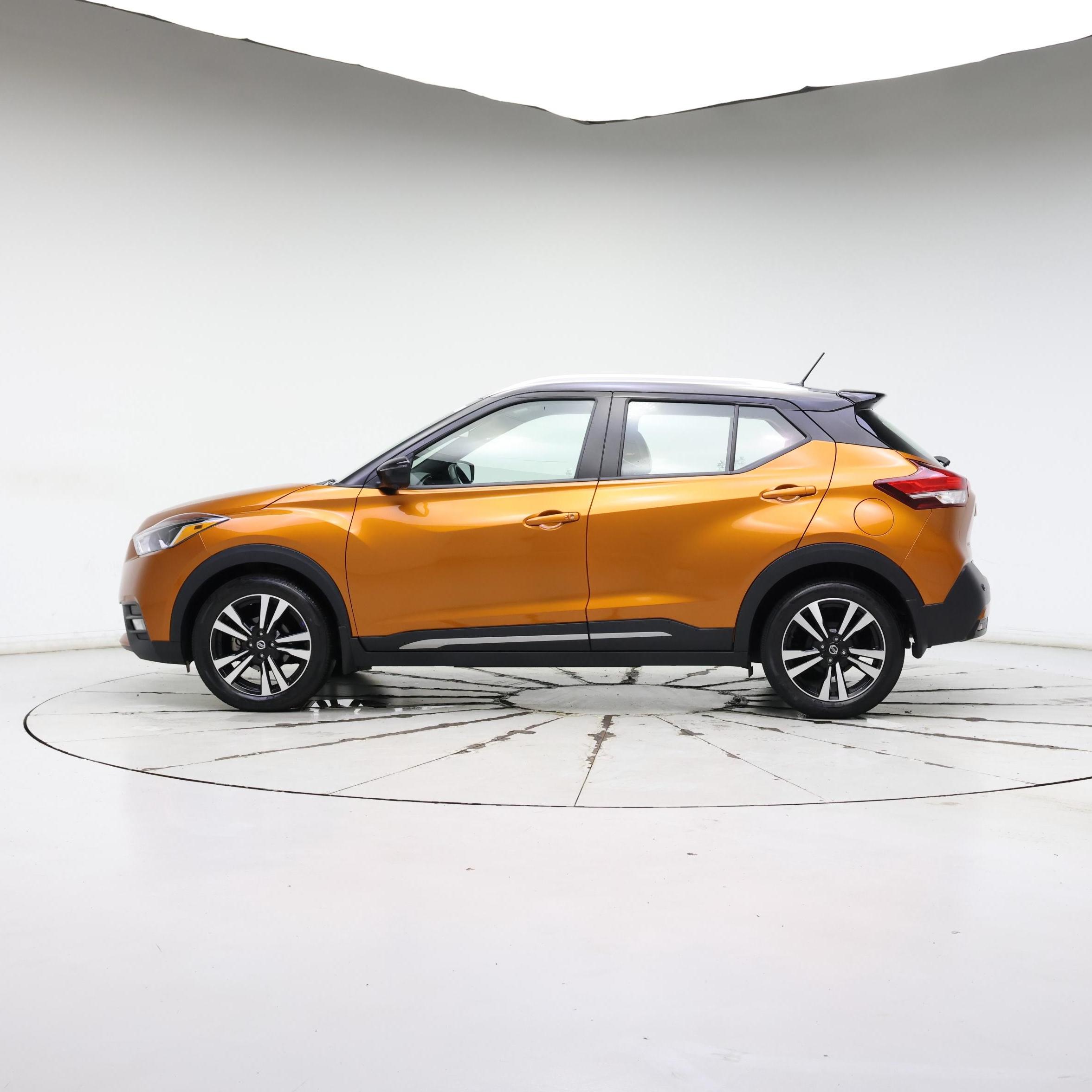 Thumbnail: 2020 Nissan Kicks - 3