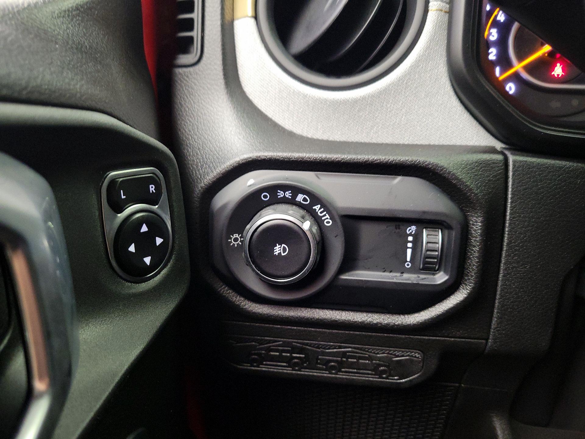Thumbnail: 2024 Jeep Wrangler - 13