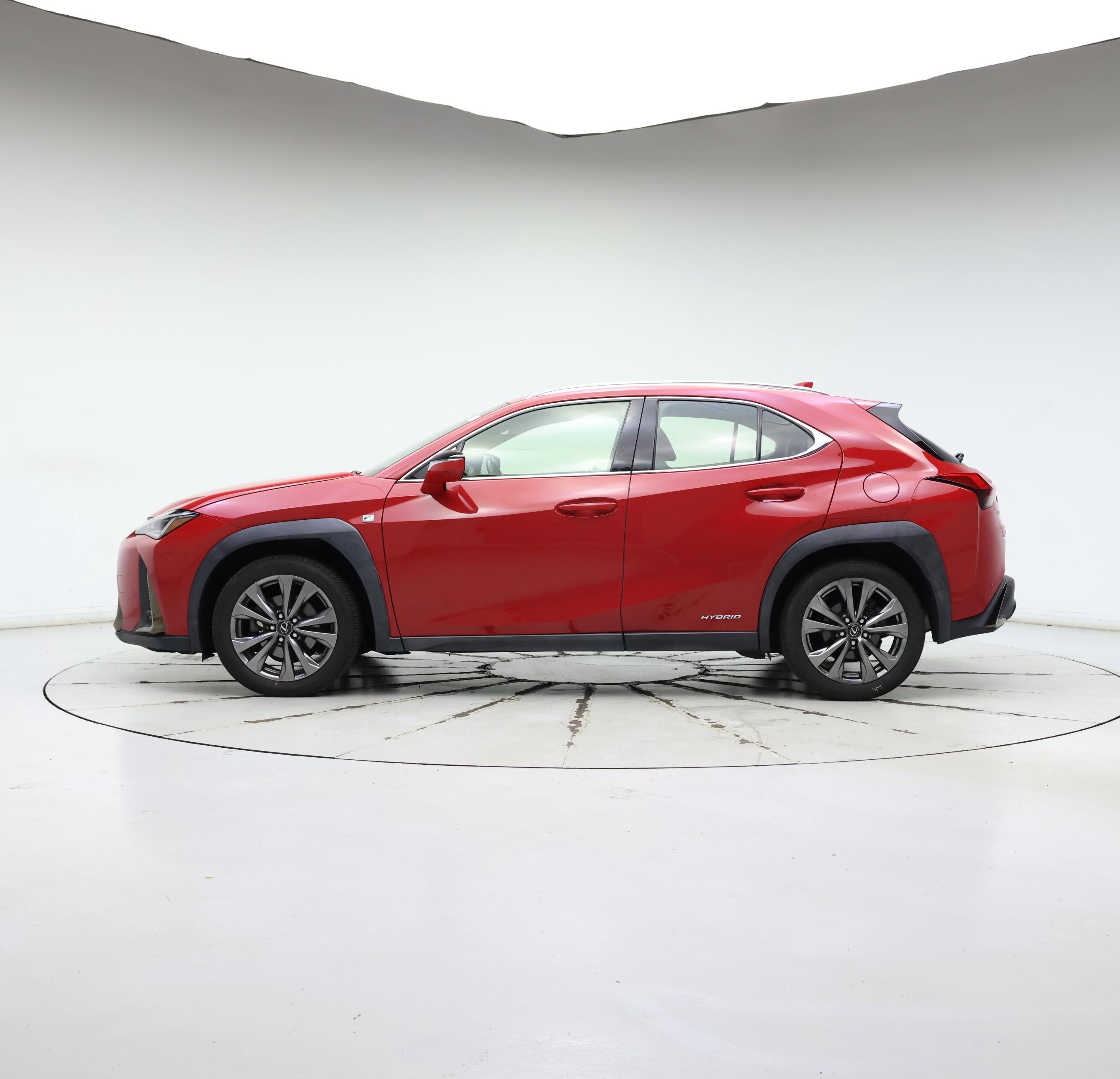 Thumbnail: 2019 Lexus UX - 3