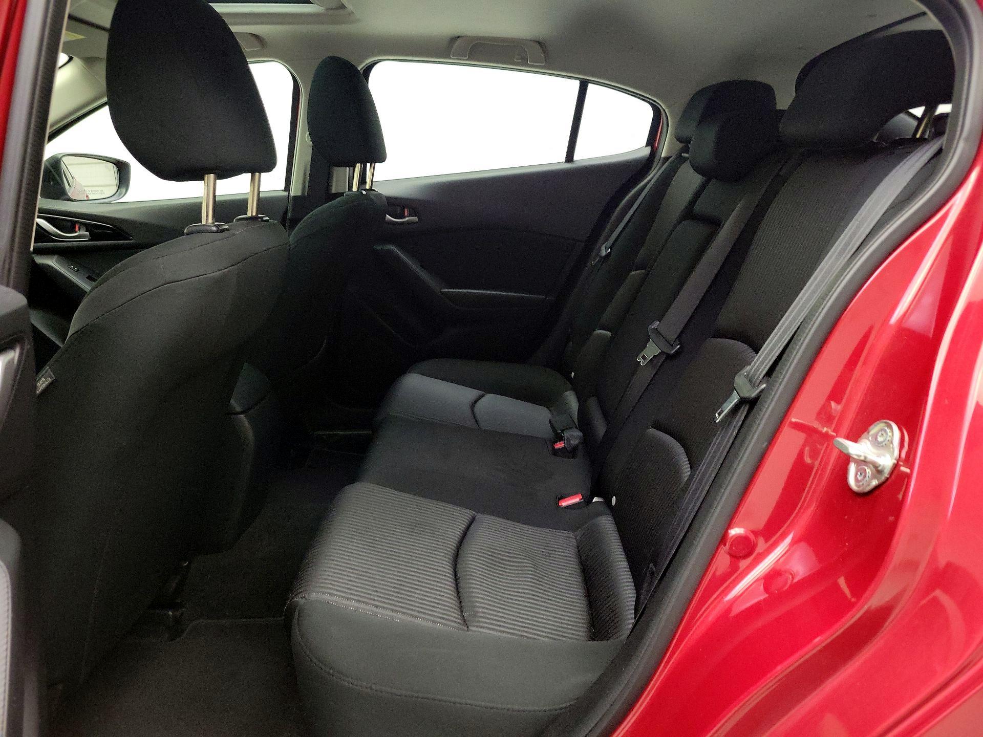Thumbnail: 2016 Mazda Mazda3 - 20