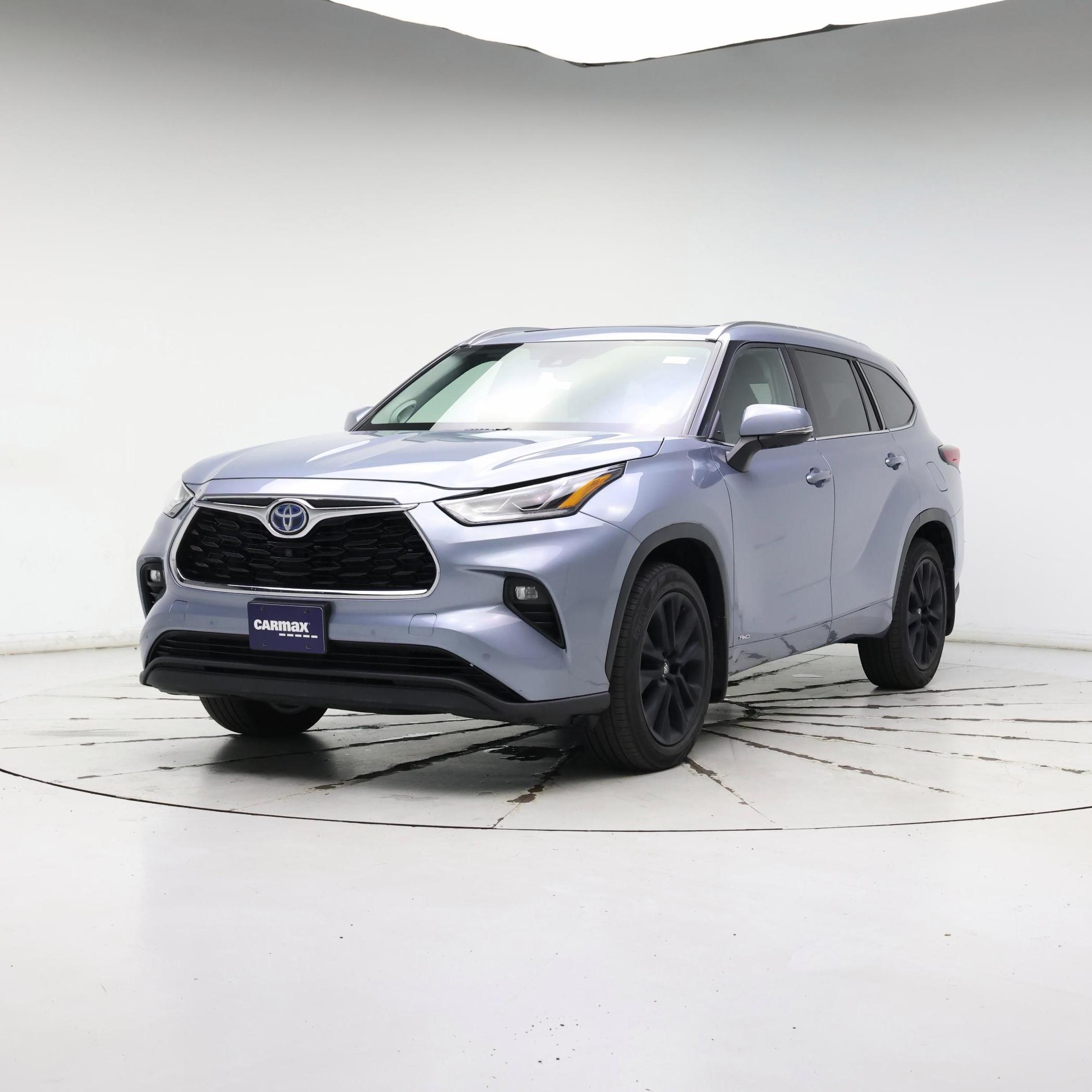Thumbnail: 2022 Toyota Highlander - 4