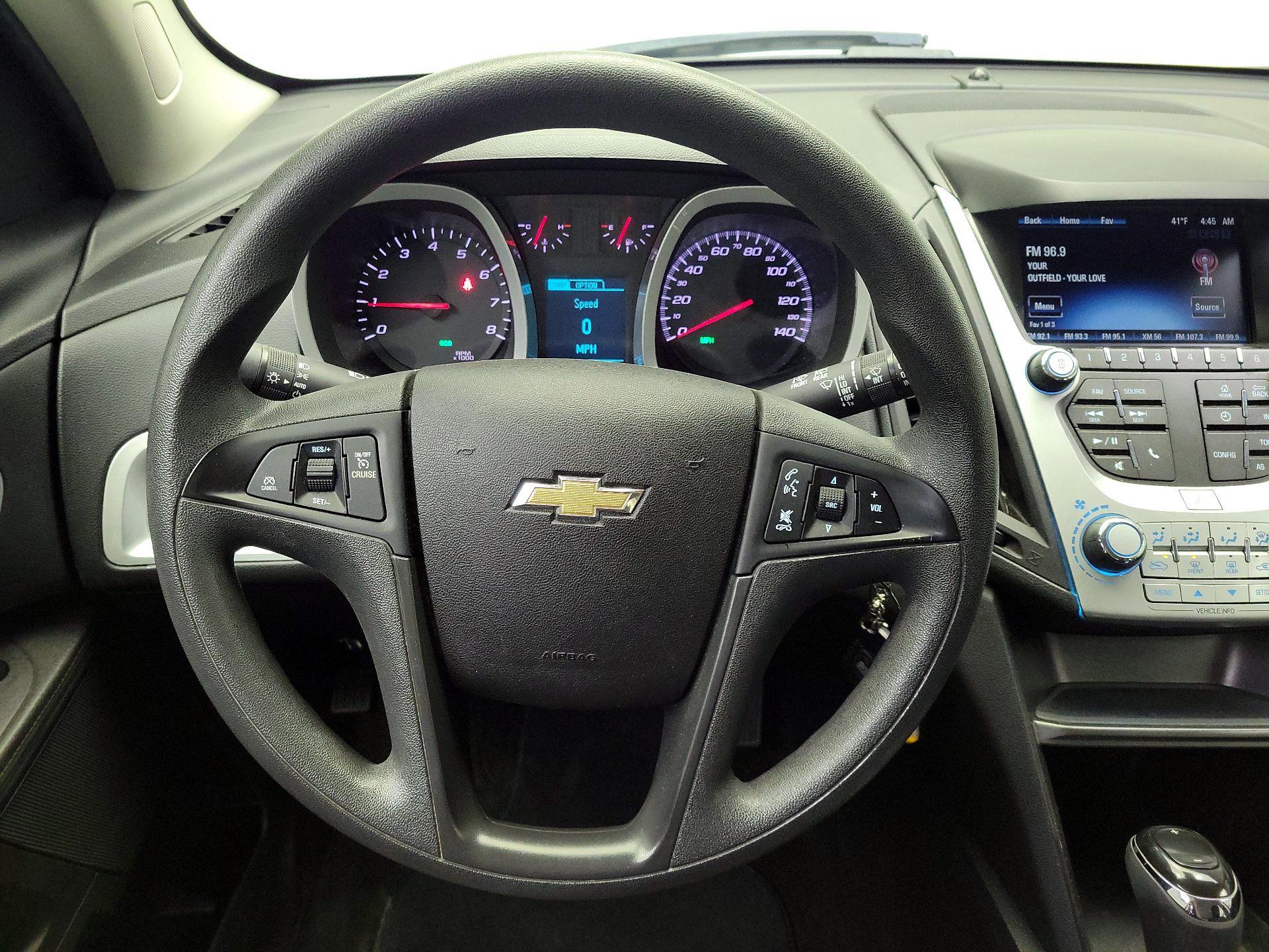 Thumbnail: 2017 Chevrolet Equinox - 10