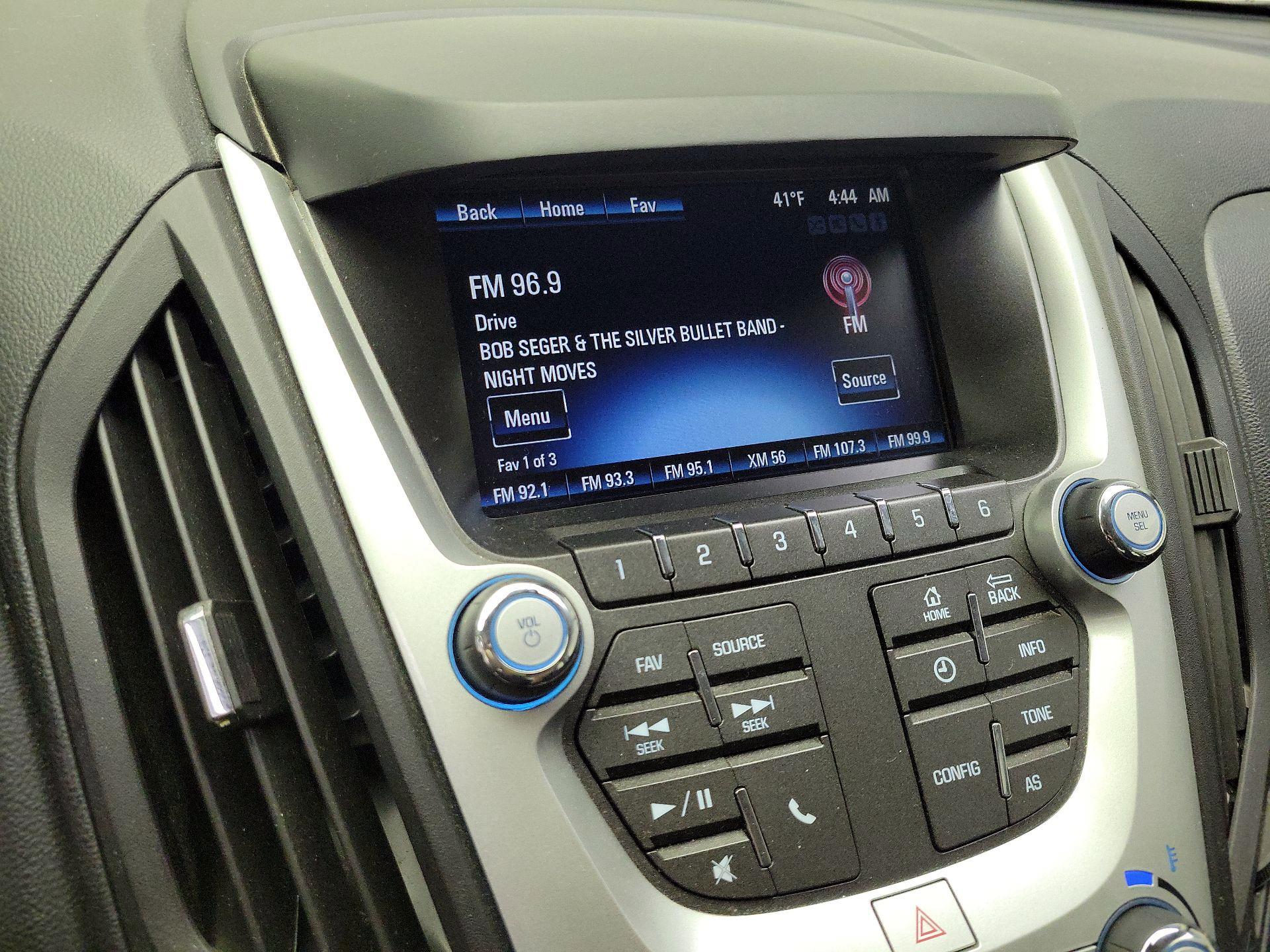 Thumbnail: 2017 Chevrolet Equinox - 14