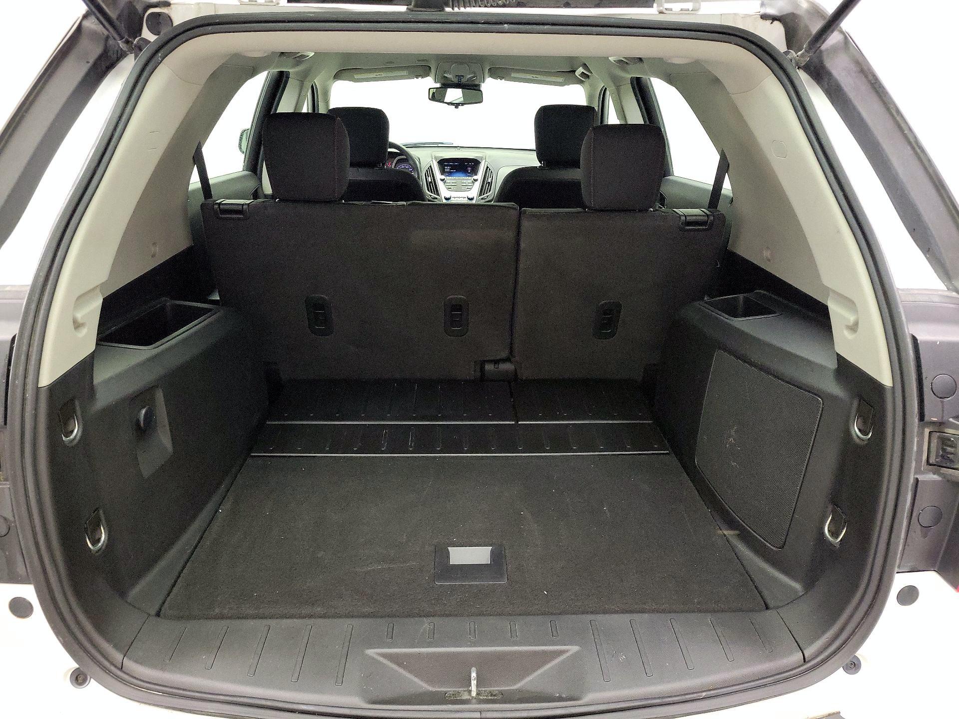 Thumbnail: 2017 Chevrolet Equinox - 18