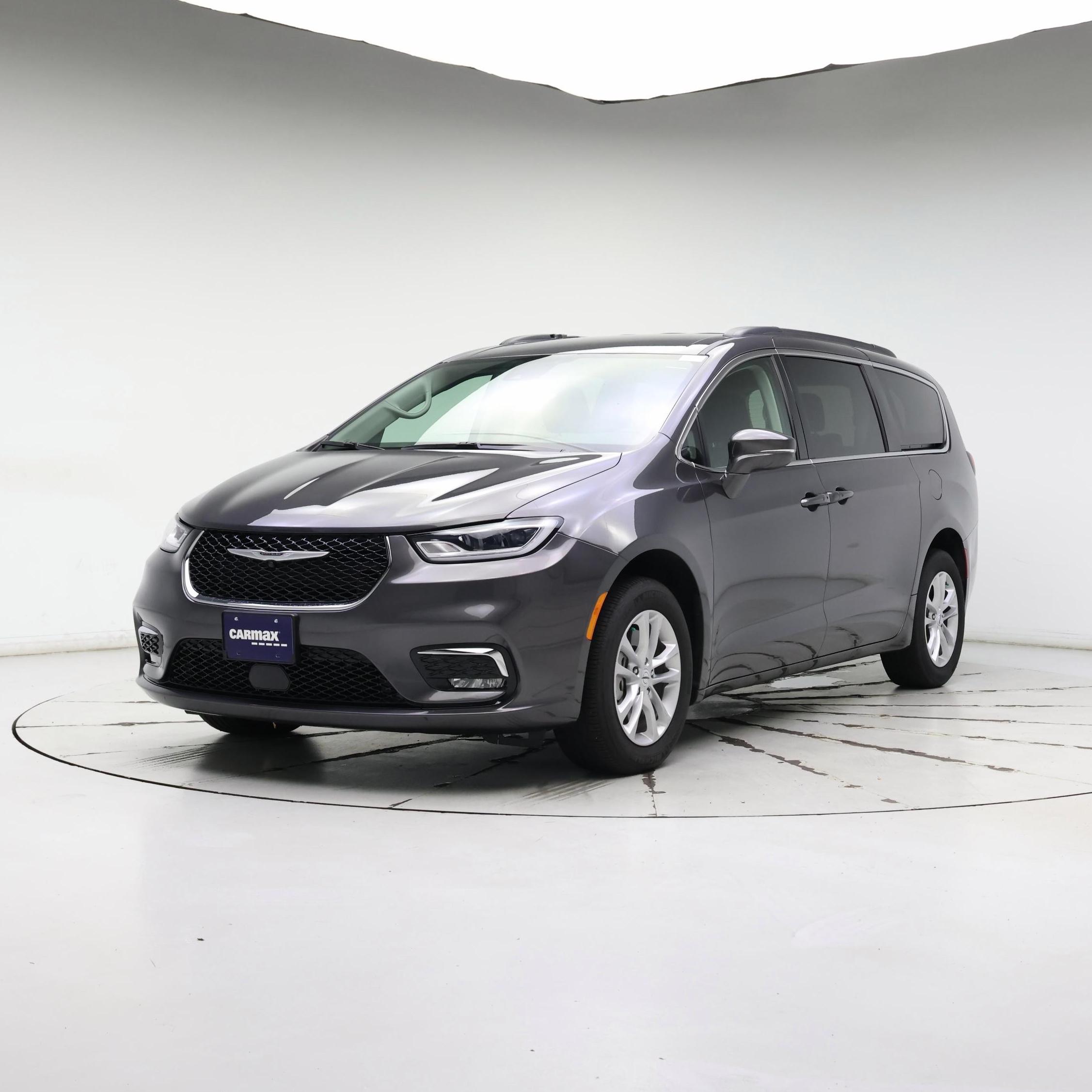 Thumbnail: 2021 Chrysler Pacifica - 4