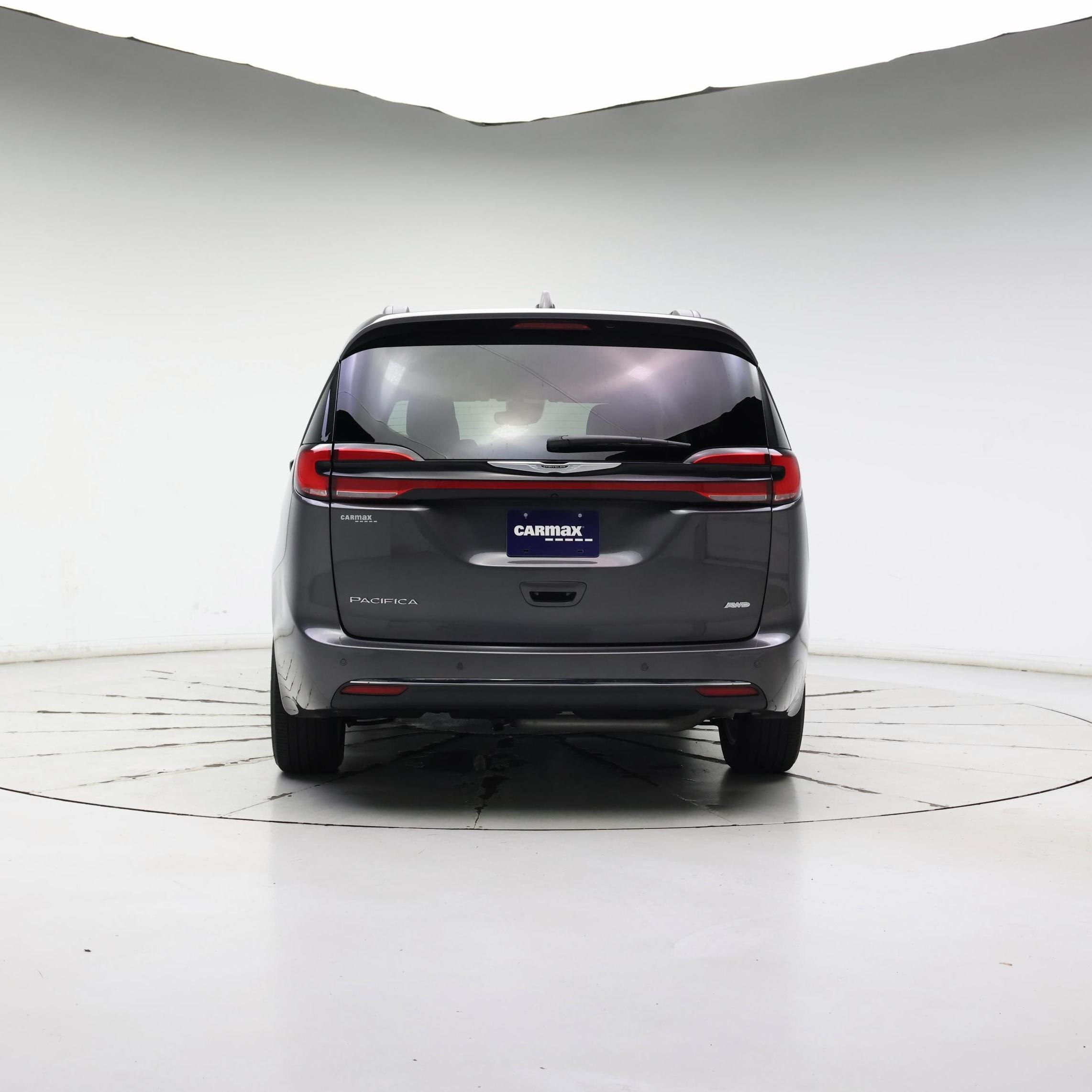 Thumbnail: 2021 Chrysler Pacifica - 6