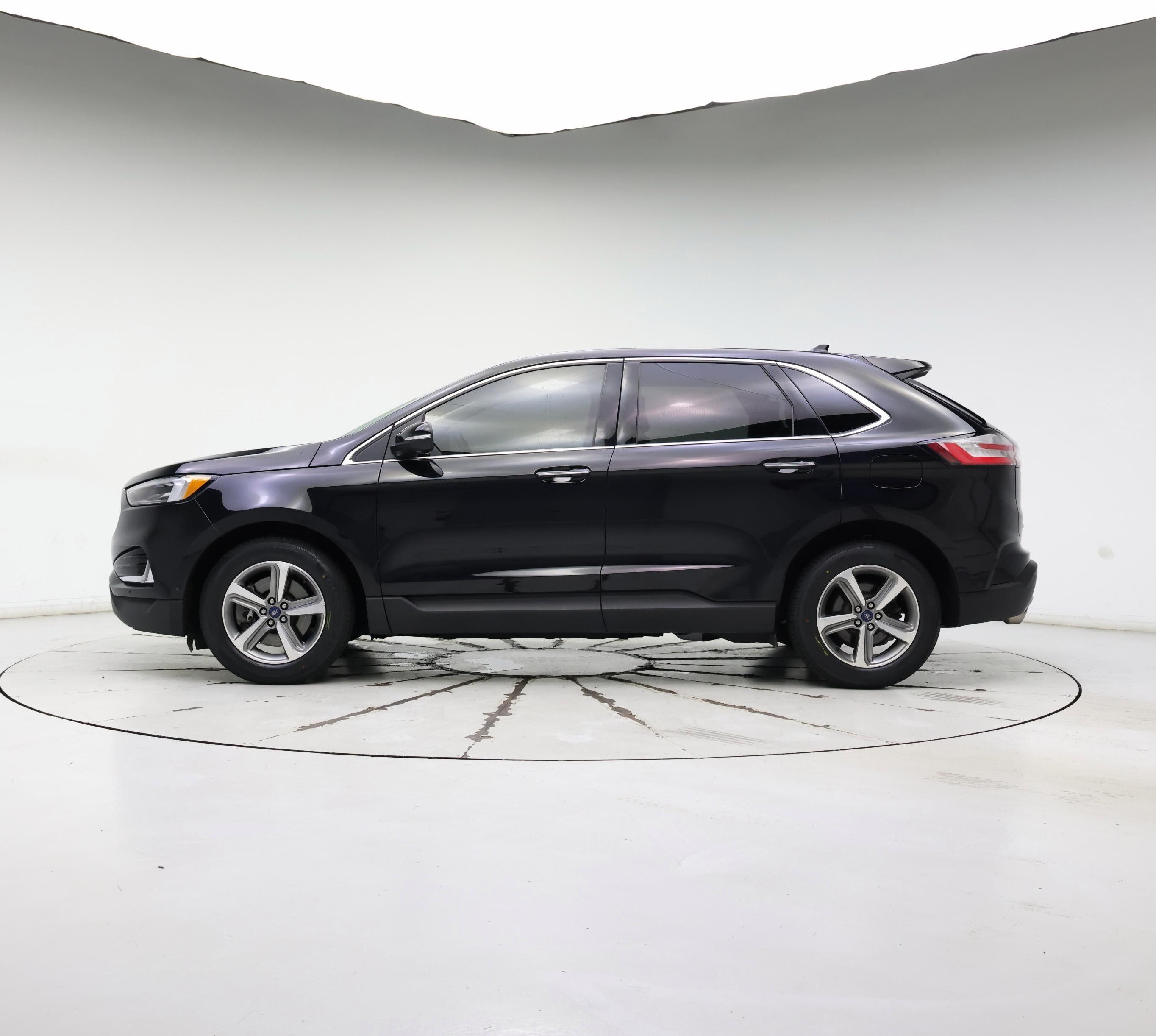 Thumbnail: 2020 Ford Edge - 3