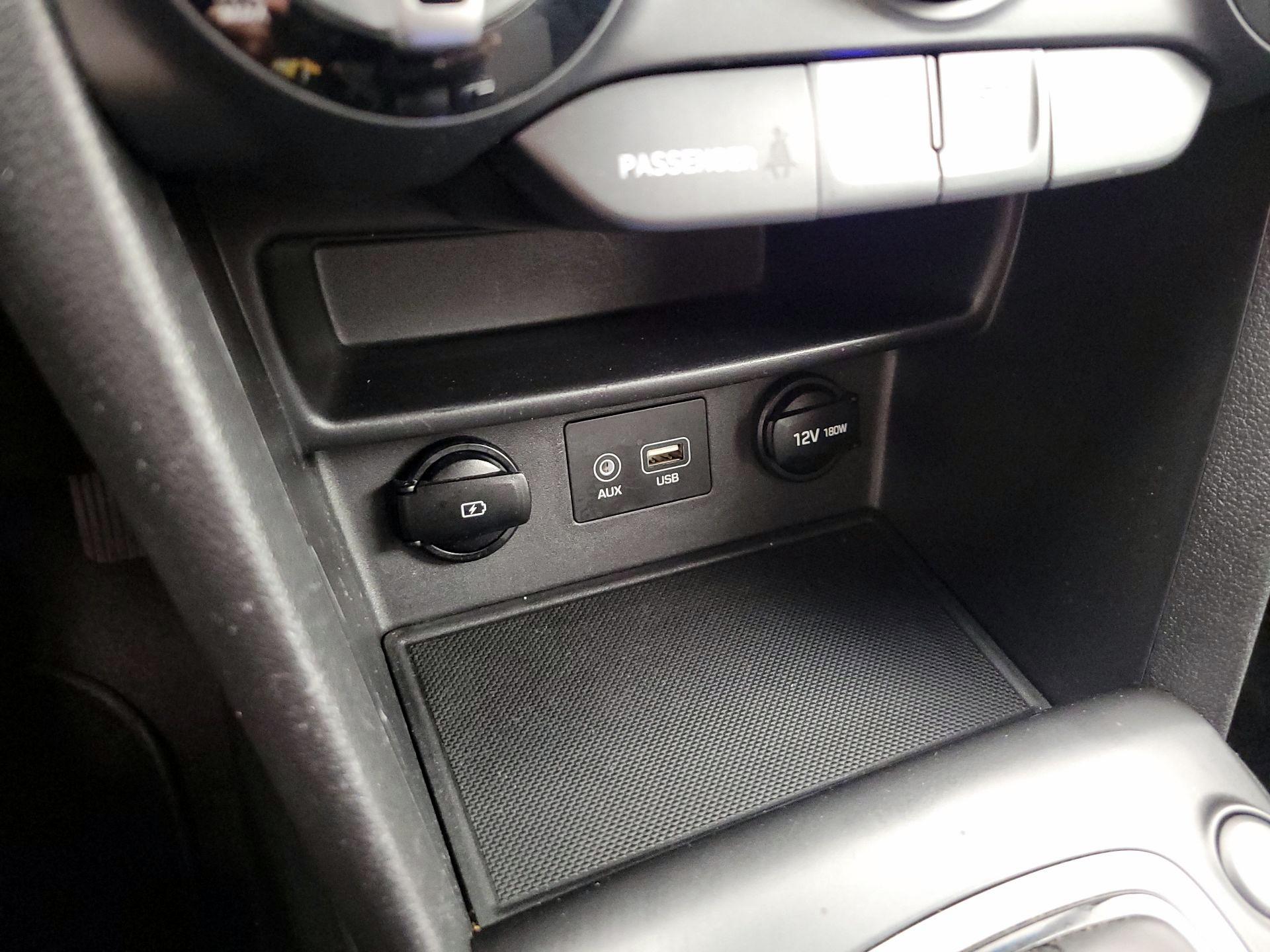 Thumbnail: 2021 Hyundai Kona - 18