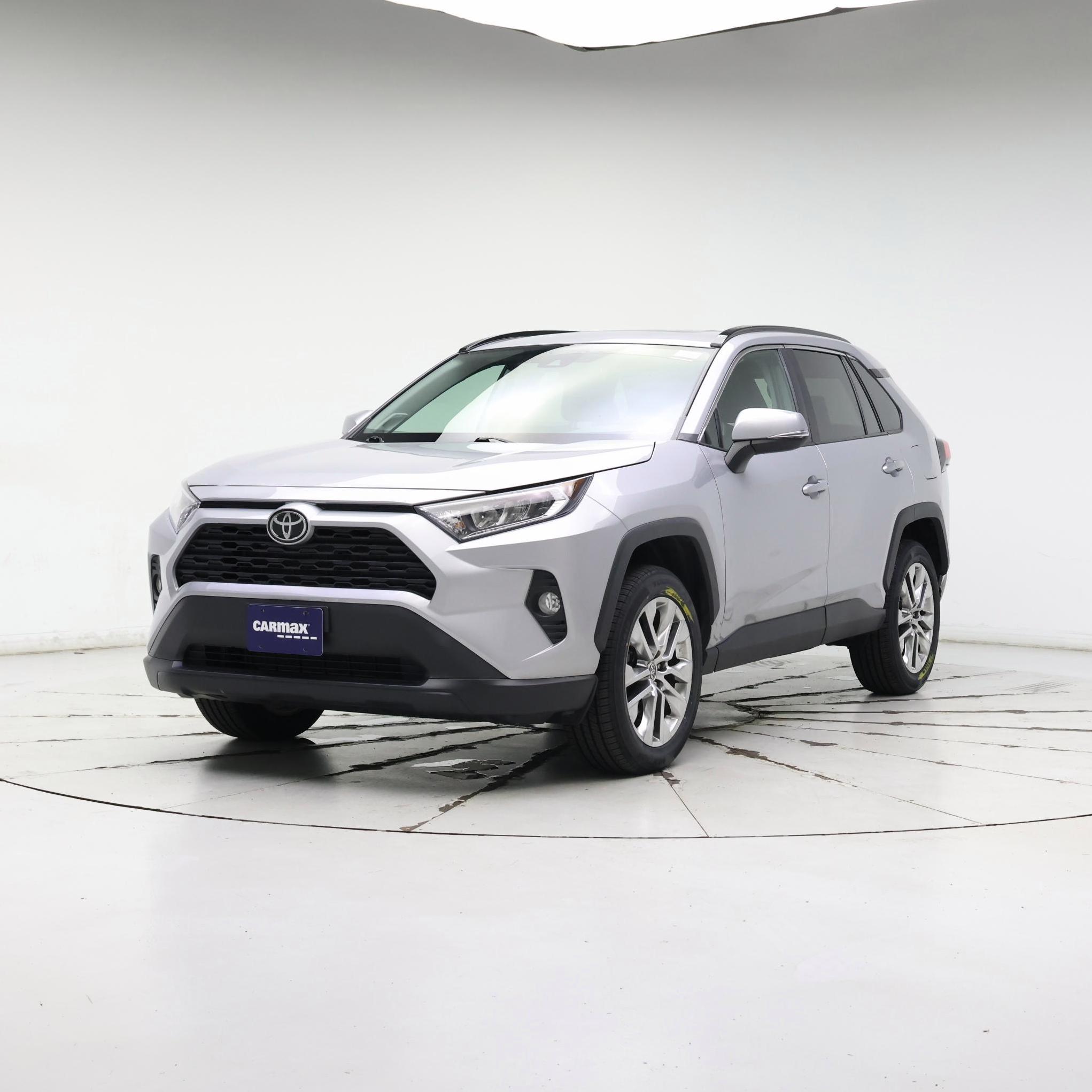 Thumbnail: 2021 Toyota RAV4 - 4