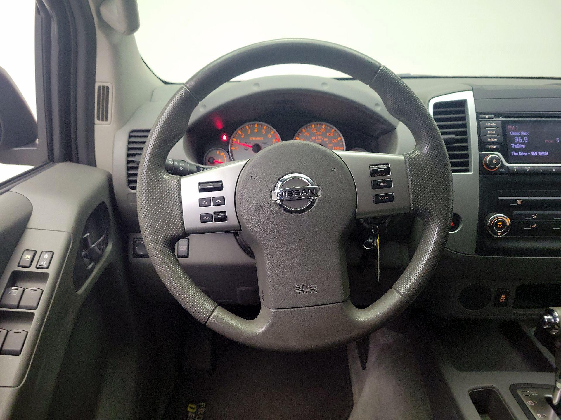 Thumbnail: 2015 Nissan Frontier - 10