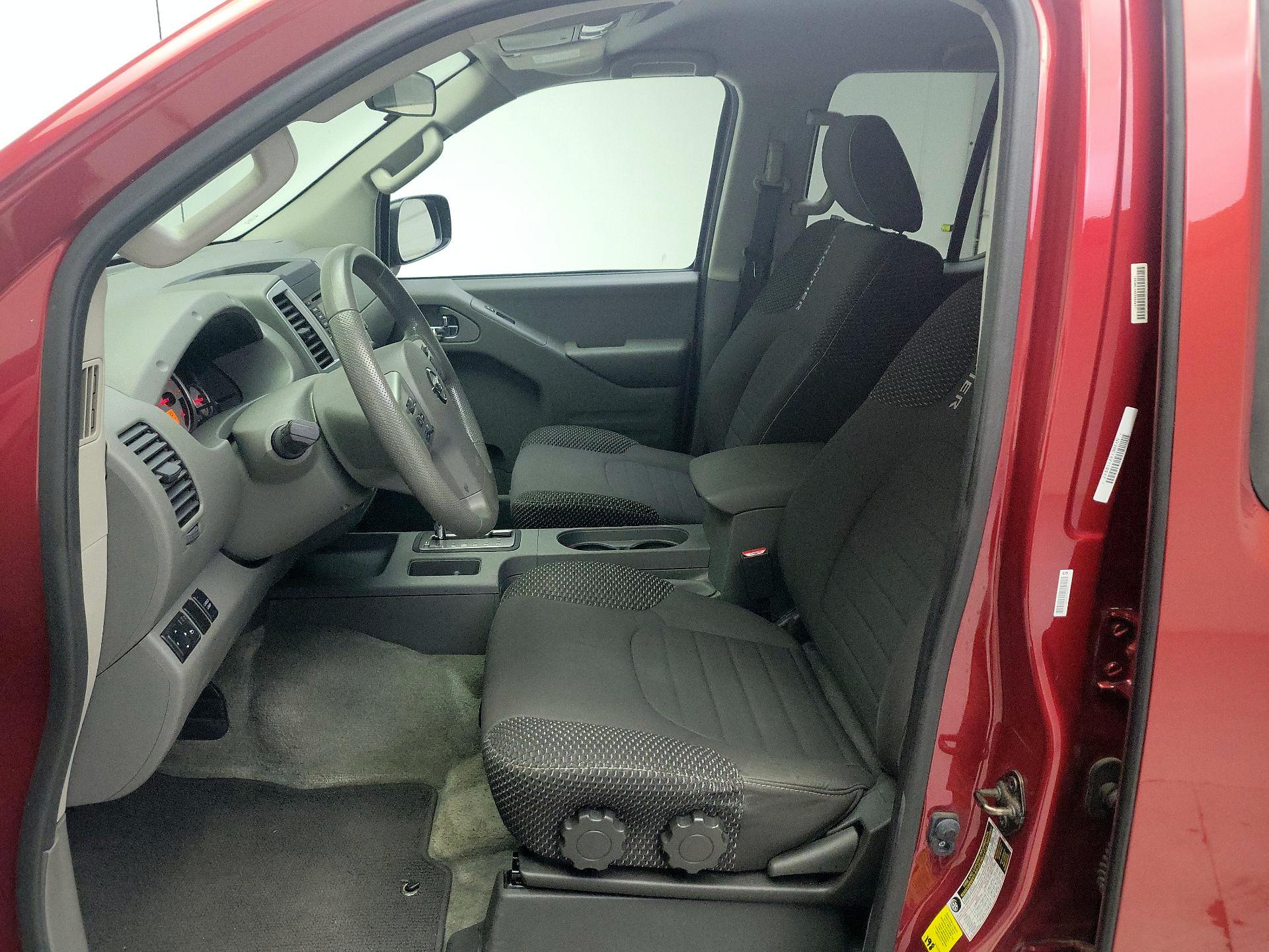 Thumbnail: 2015 Nissan Frontier - 11