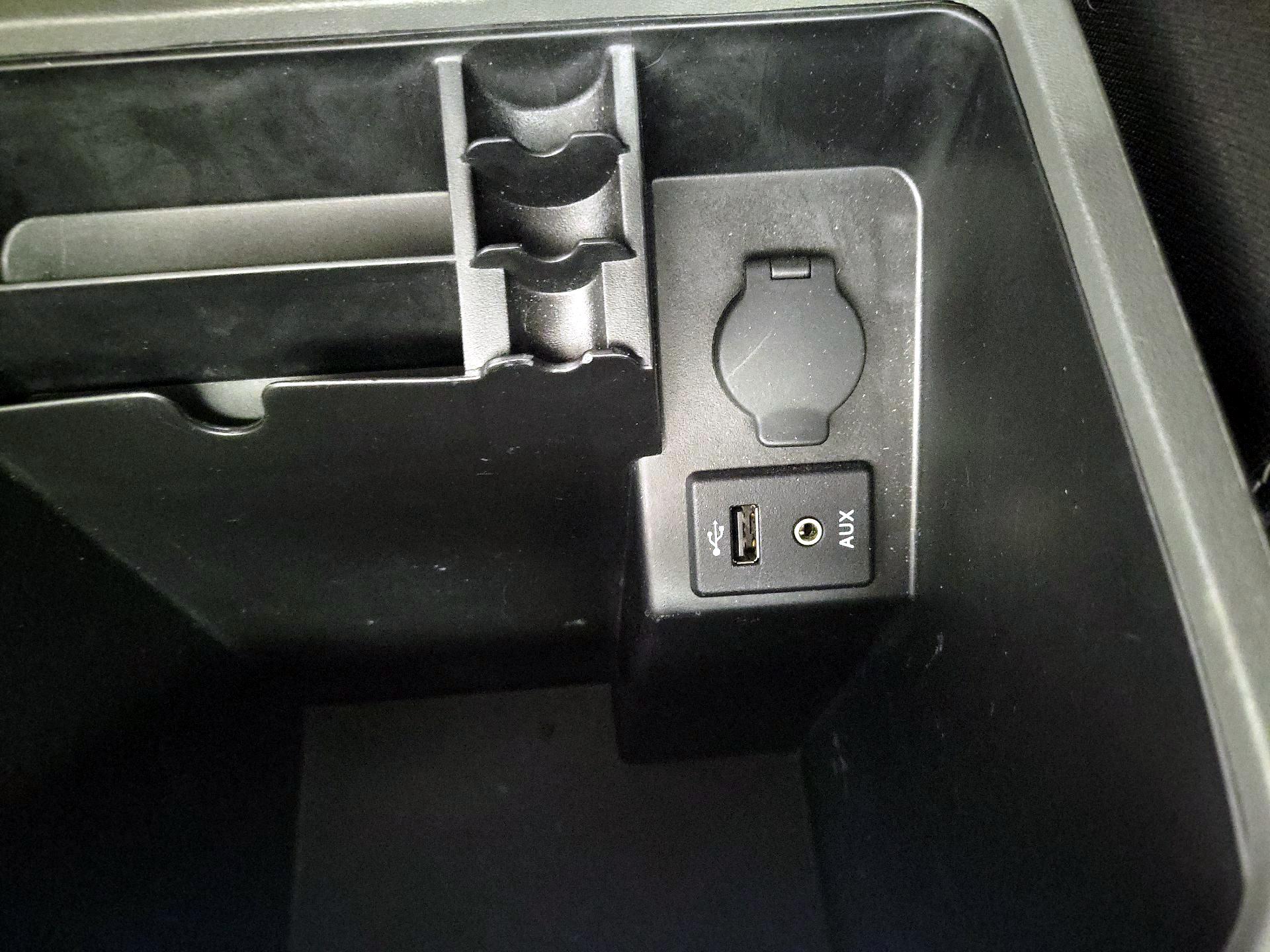 Thumbnail: 2015 Nissan Frontier - 17