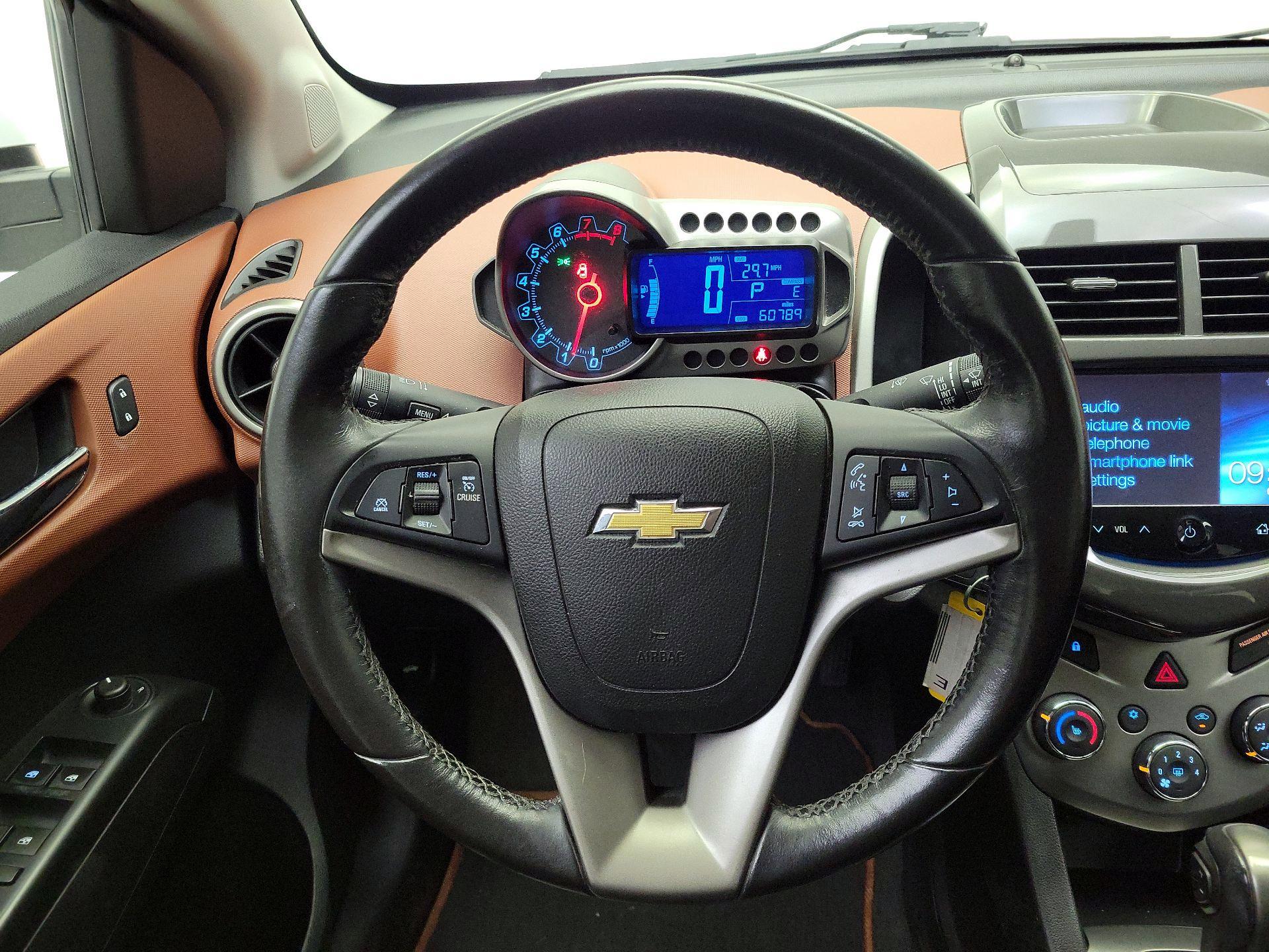 Thumbnail: 2016 Chevrolet Sonic - 10