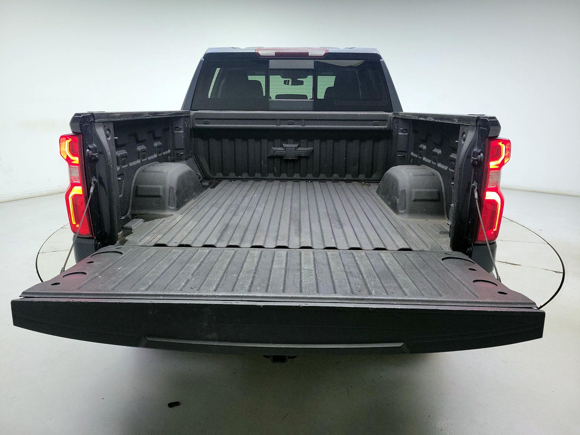 Thumbnail: 2021 Chevrolet Silverado 1500 - 20