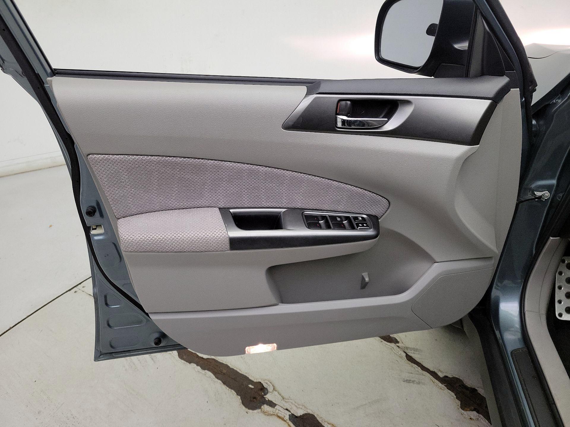 Thumbnail: 2013 Subaru Forester - 12