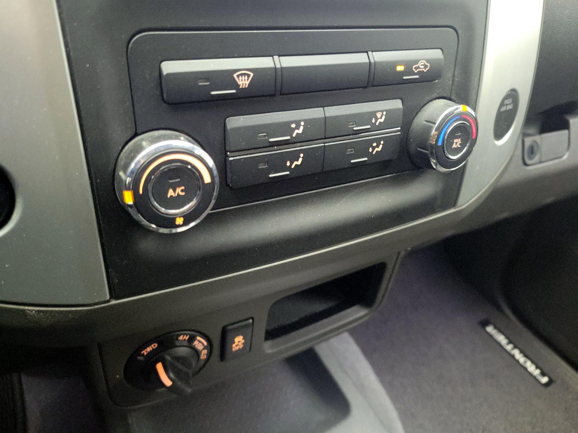 Thumbnail: 2019 Nissan Frontier - 16