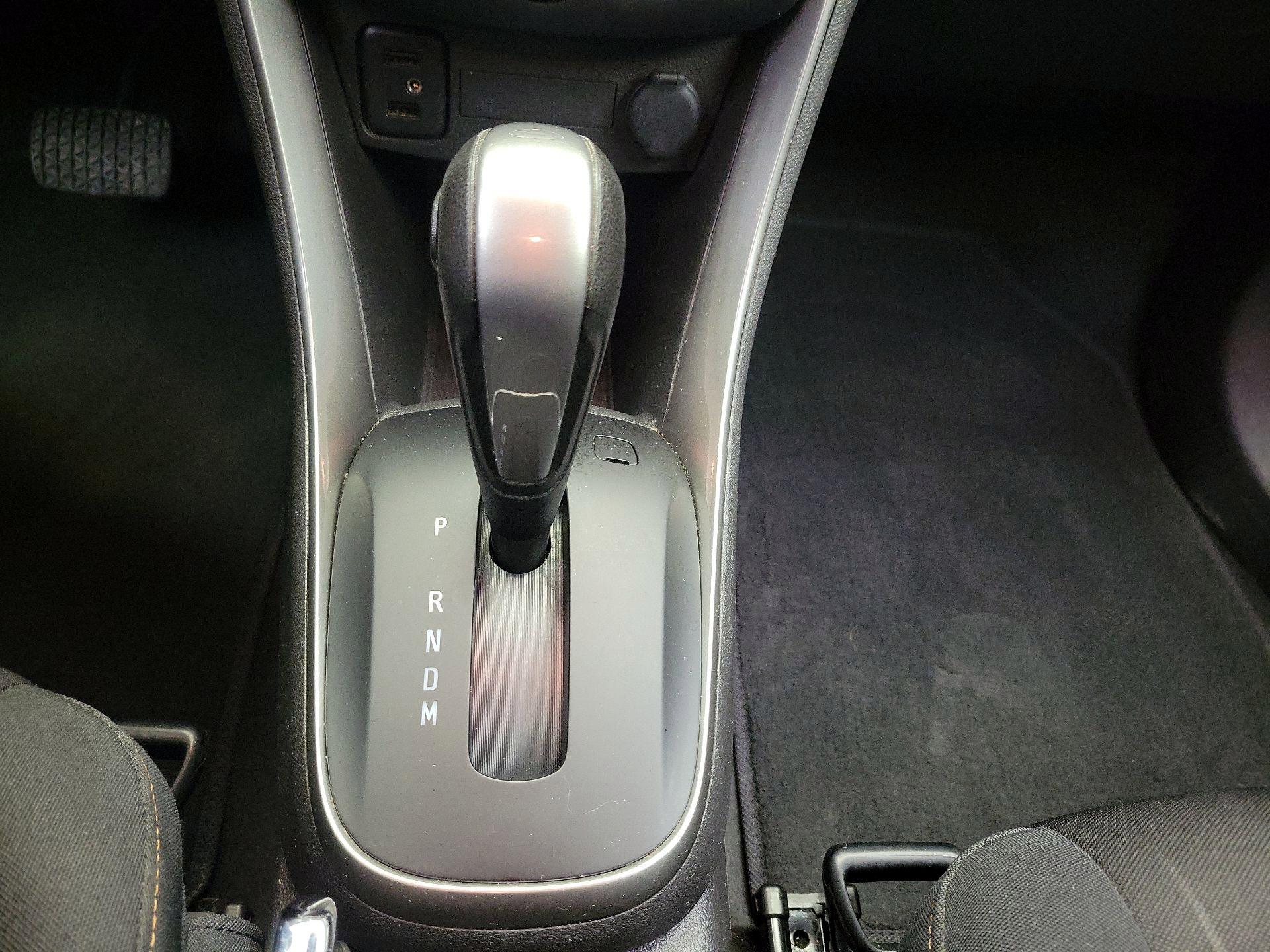 Thumbnail: 2019 Chevrolet Trax - 17