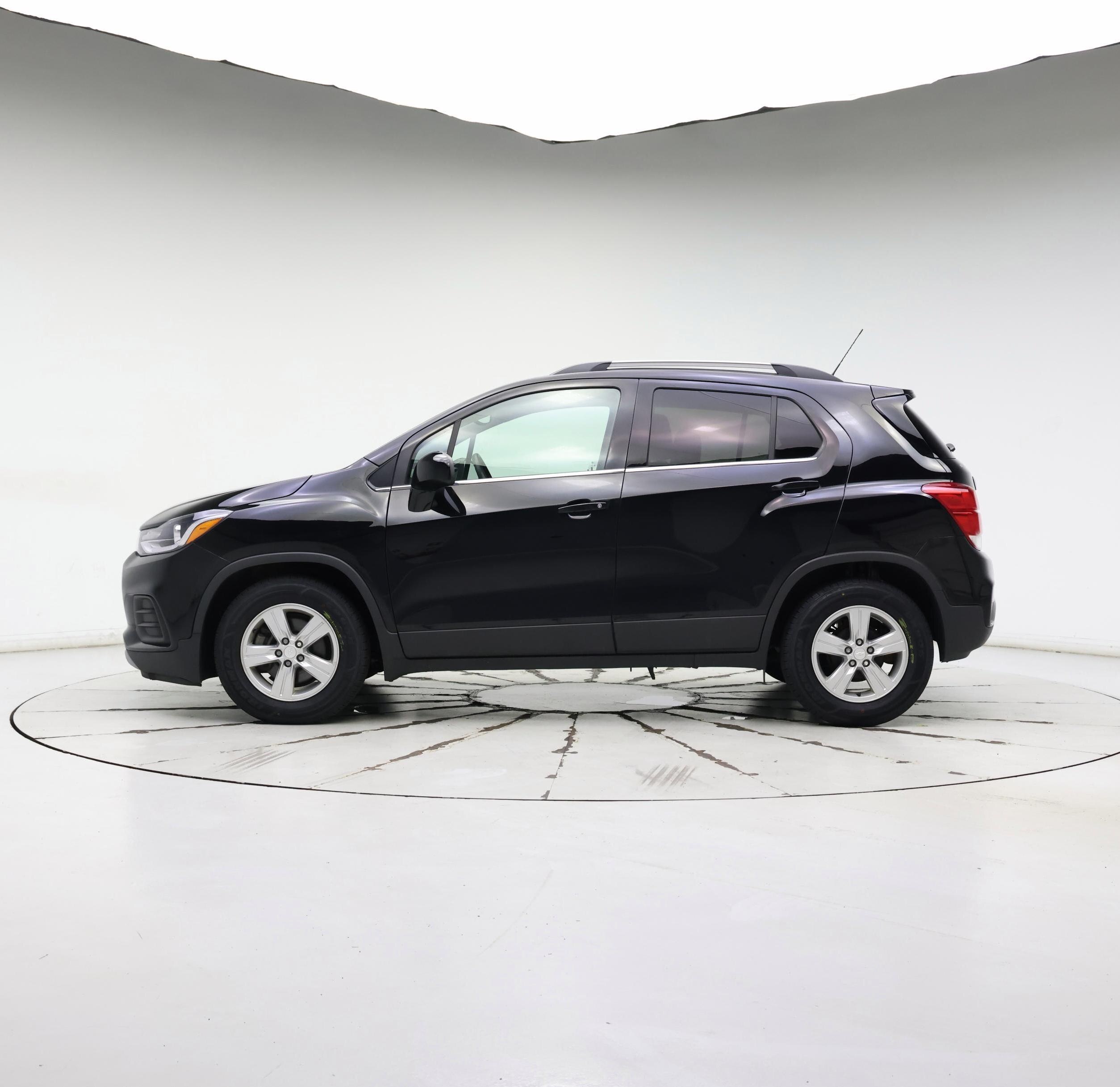Thumbnail: 2019 Chevrolet Trax - 3