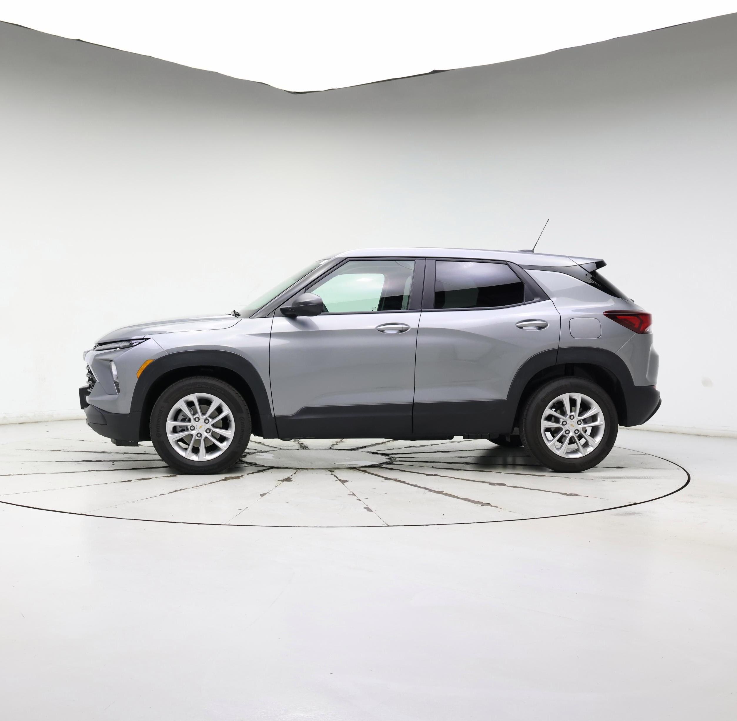 Thumbnail: 2025 Chevrolet TrailBlazer - 3