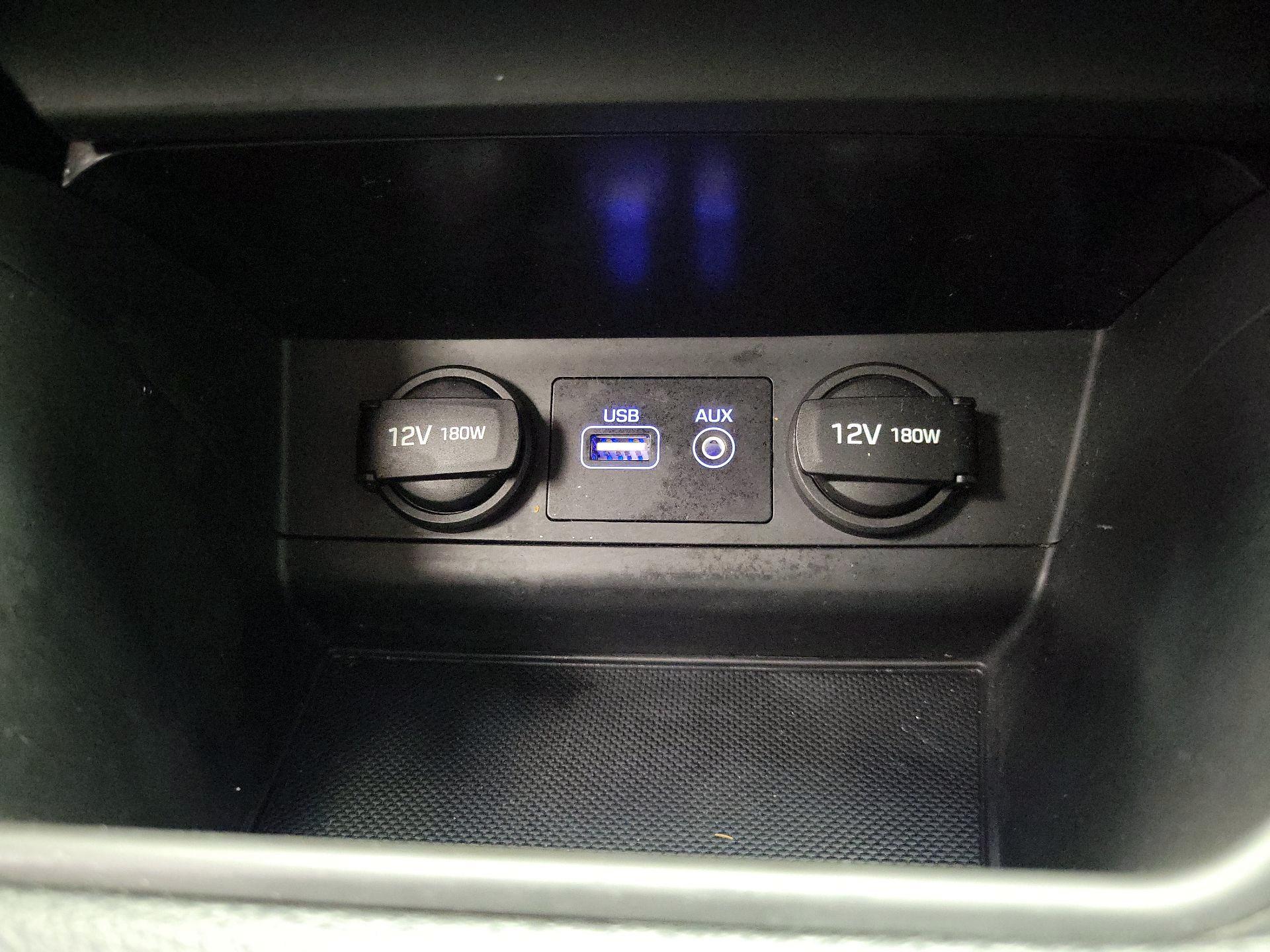 Thumbnail: 2015 Hyundai Sonata - 18