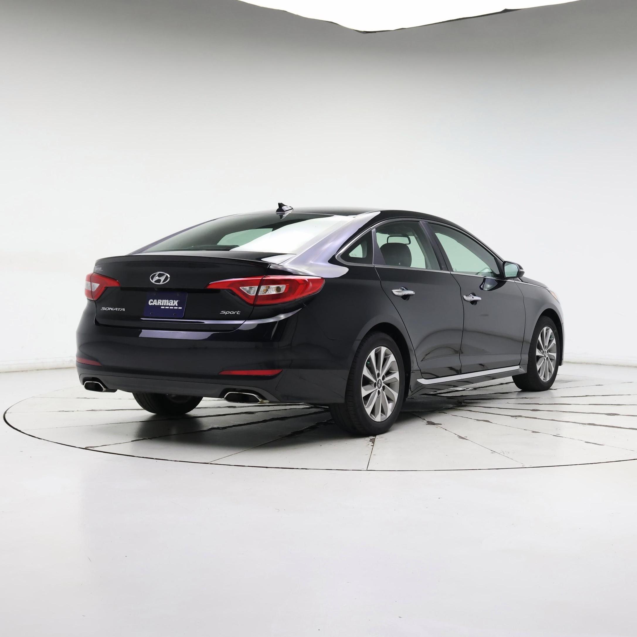 Thumbnail: 2015 Hyundai Sonata - 8