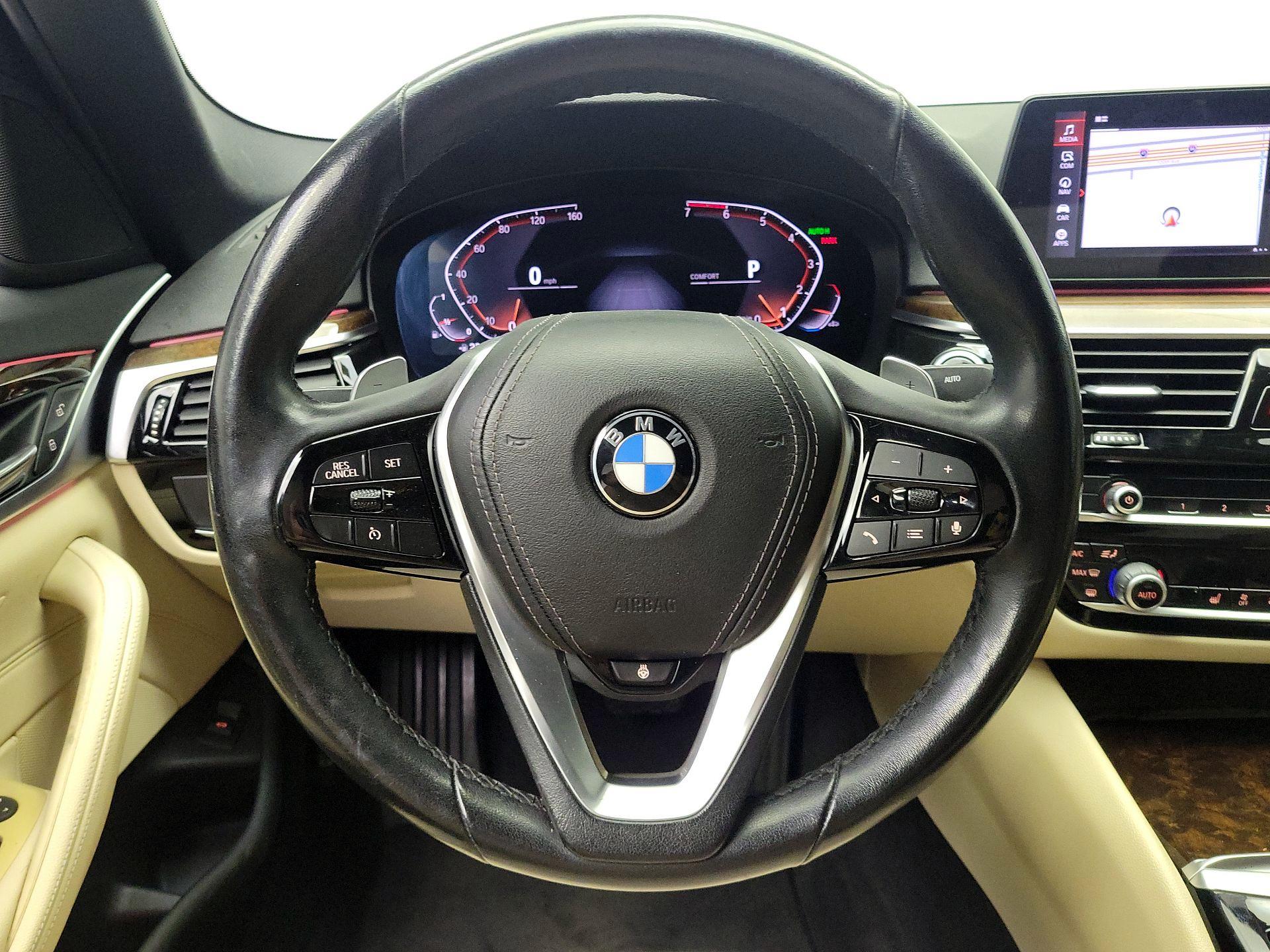 Thumbnail: 2020 BMW 5 Series - 10