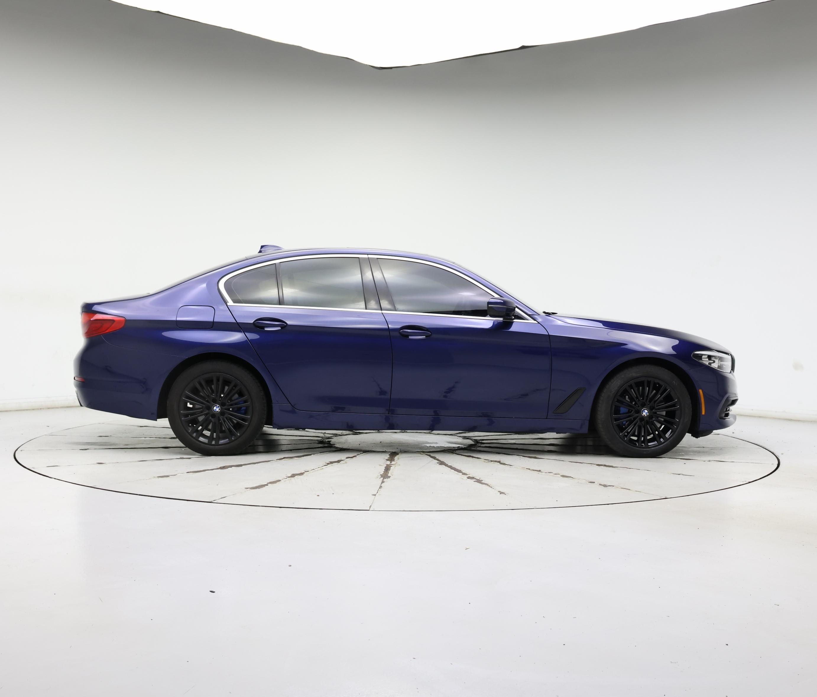Thumbnail: 2020 BMW 5 Series - 7