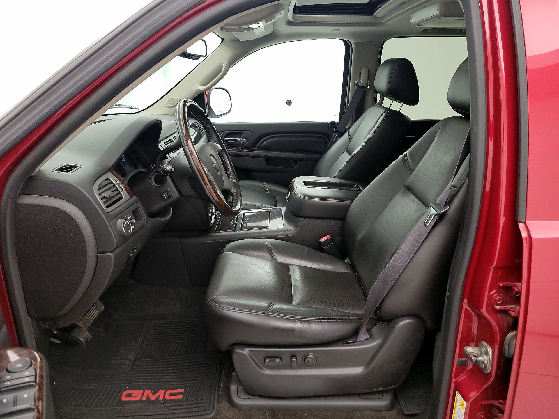 Thumbnail: 2014 GMC Yukon - 11
