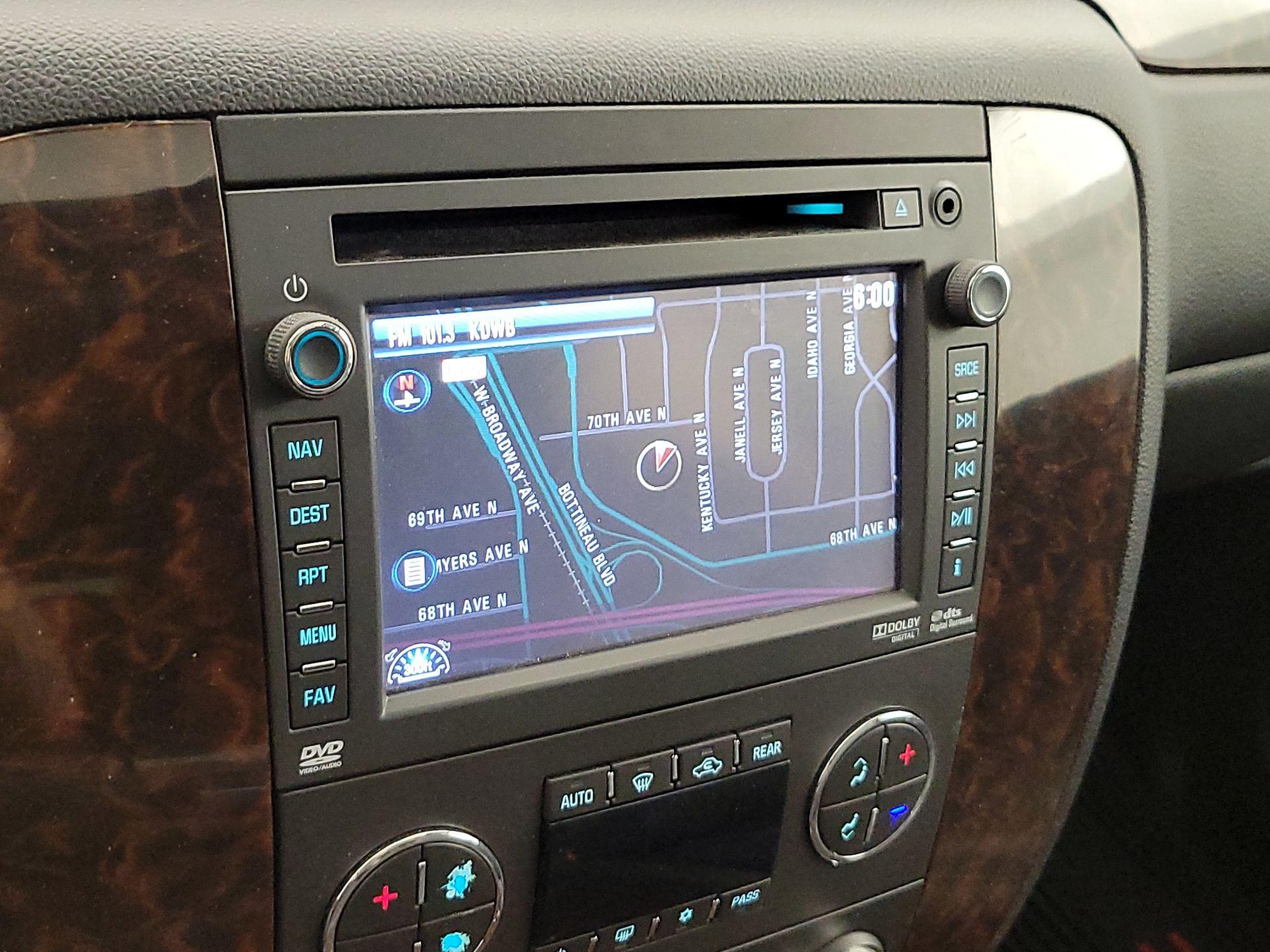 Thumbnail: 2014 GMC Yukon - 14