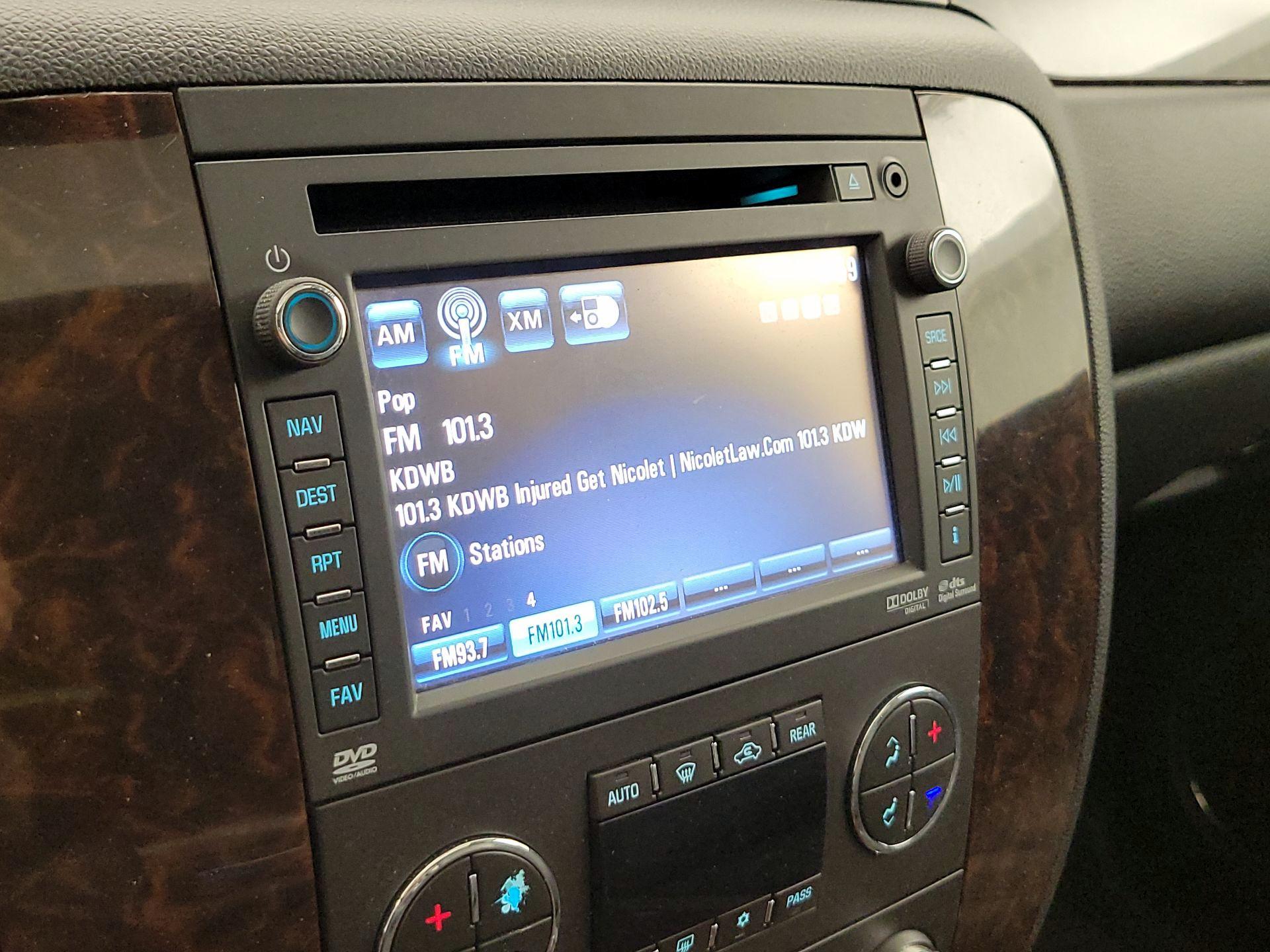 Thumbnail: 2014 GMC Yukon - 16