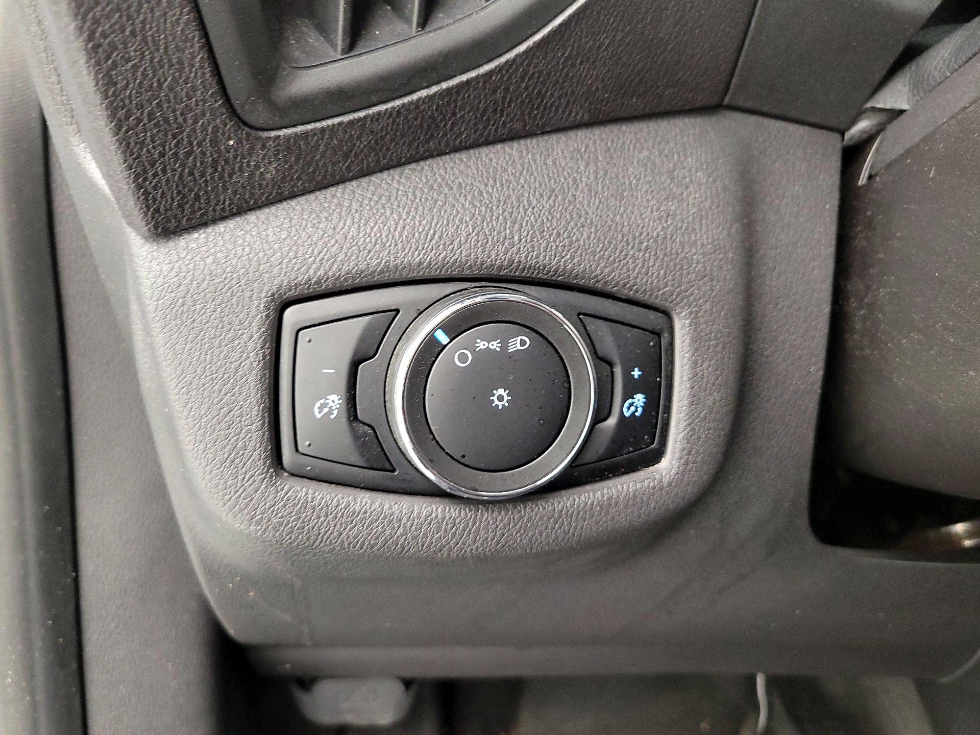 Thumbnail: 2016 Ford Transit Series - 13