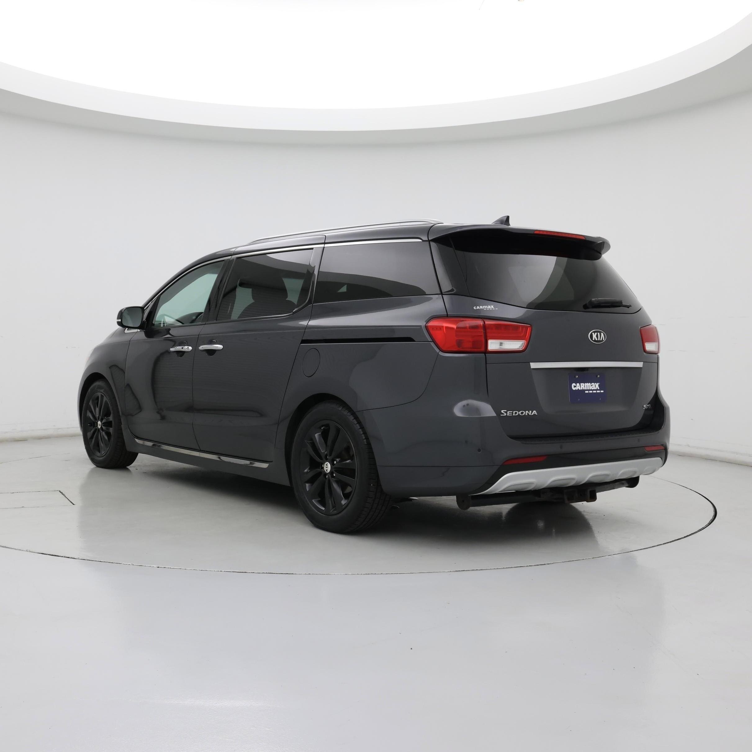 Thumbnail: 2016 Kia Sedona - 2