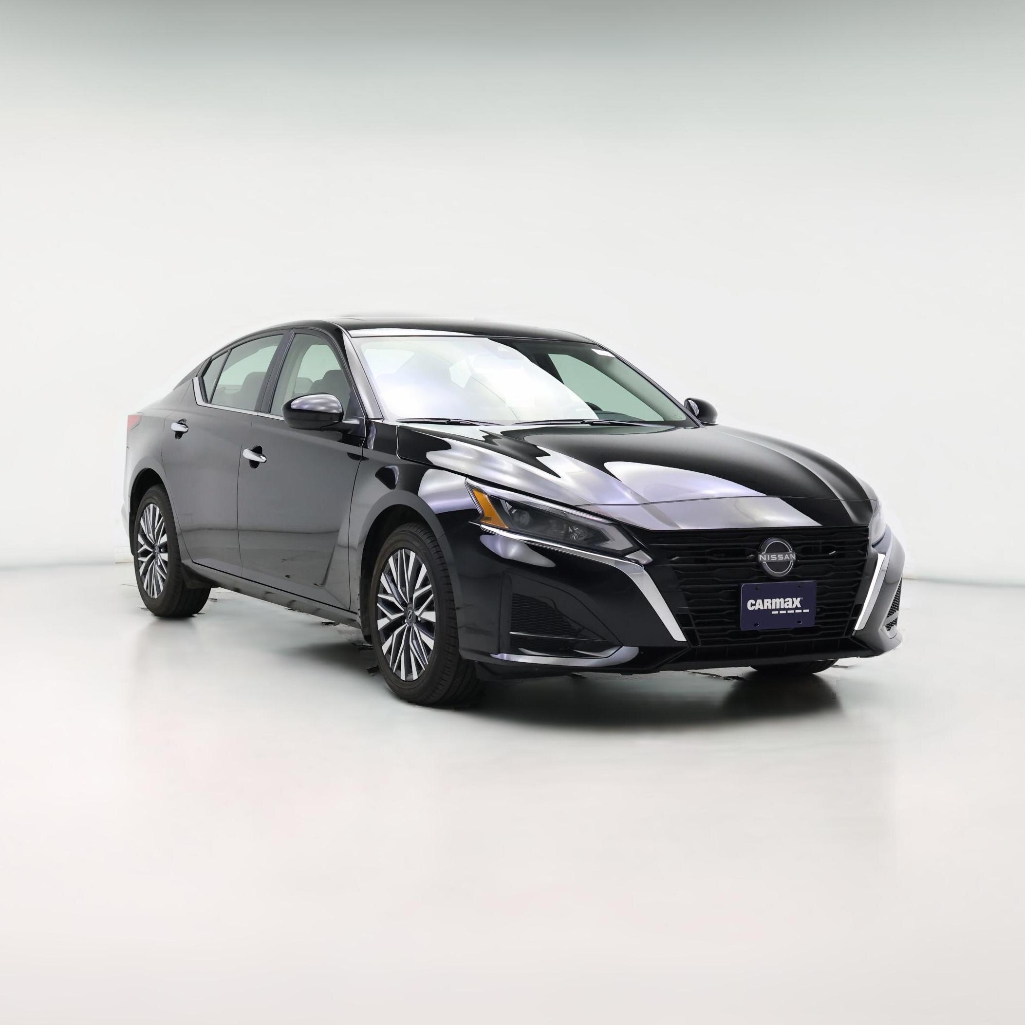 Thumbnail: 2023 Nissan Altima - 1