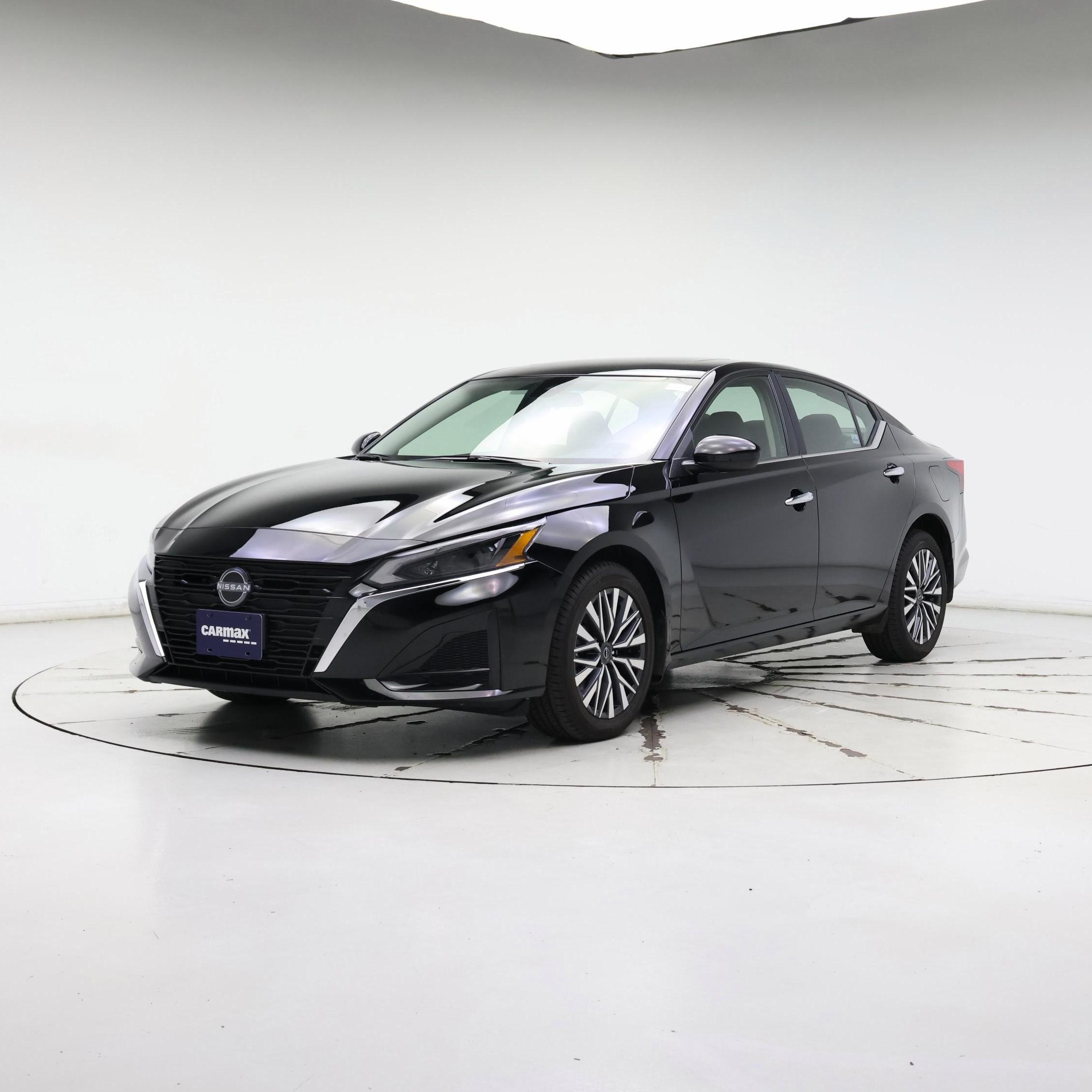 Thumbnail: 2023 Nissan Altima - 4