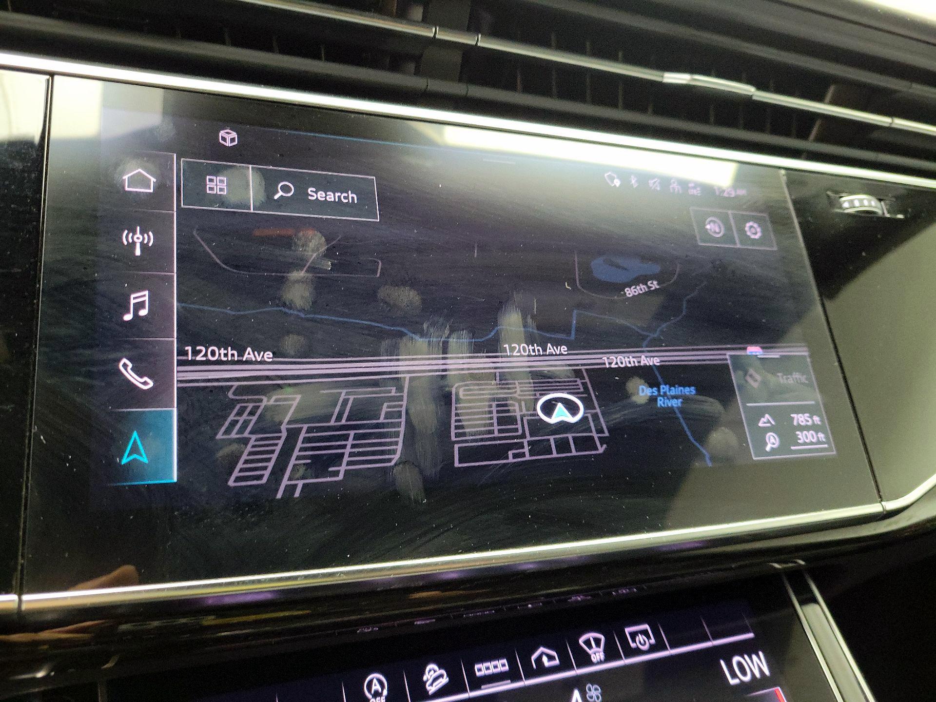 Thumbnail: 2021 Audi Q8 - 14