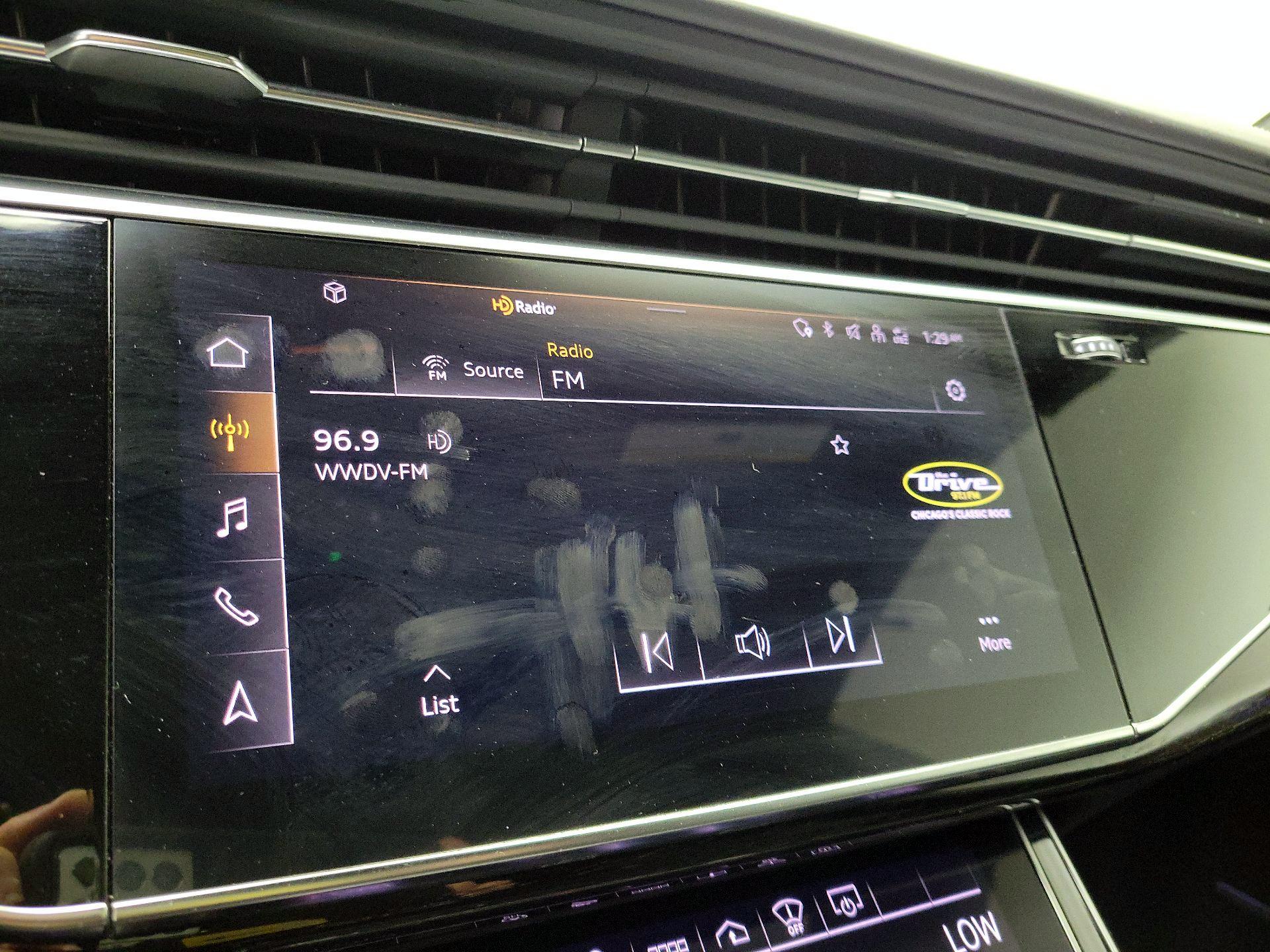 Thumbnail: 2021 Audi Q8 - 16