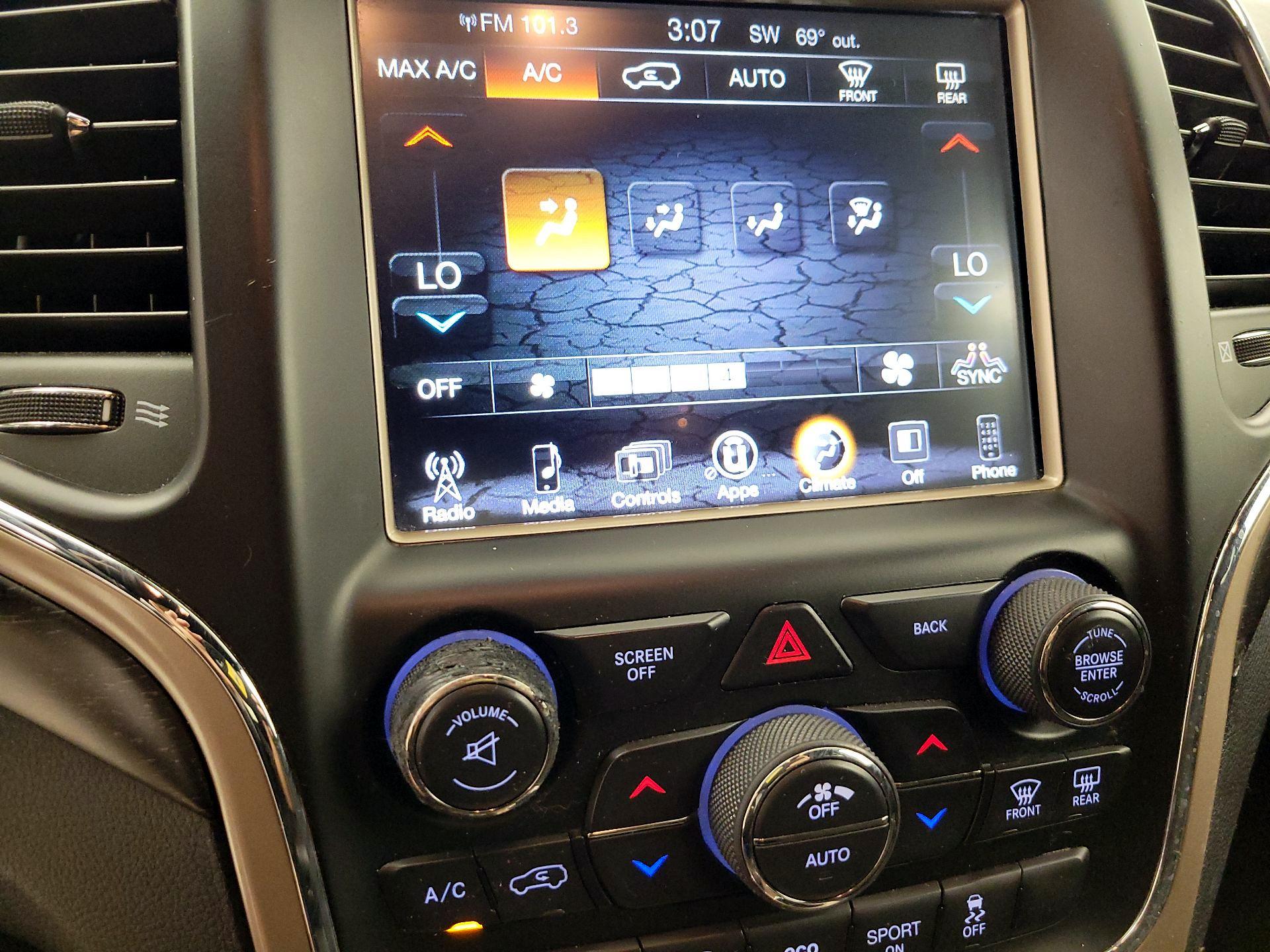 Thumbnail: 2017 Jeep Grand Cherokee - 16