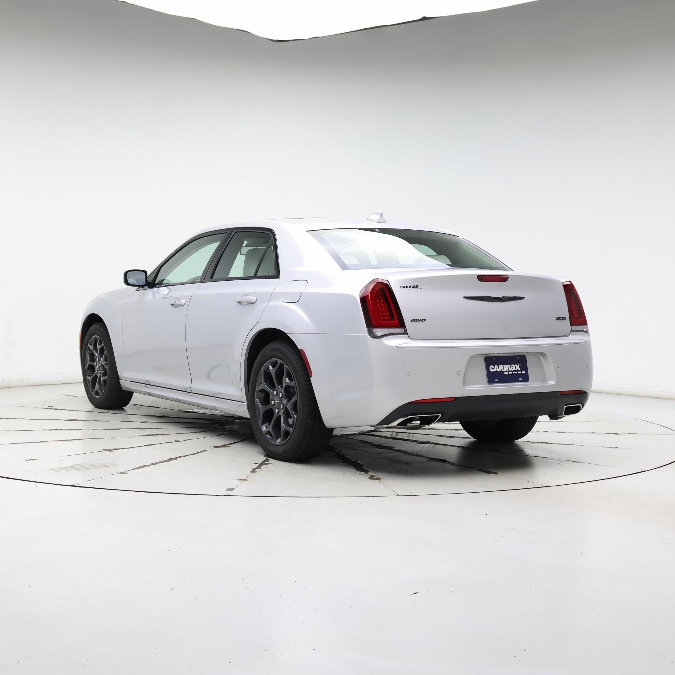 Thumbnail: 2022 Chrysler 300 - 2