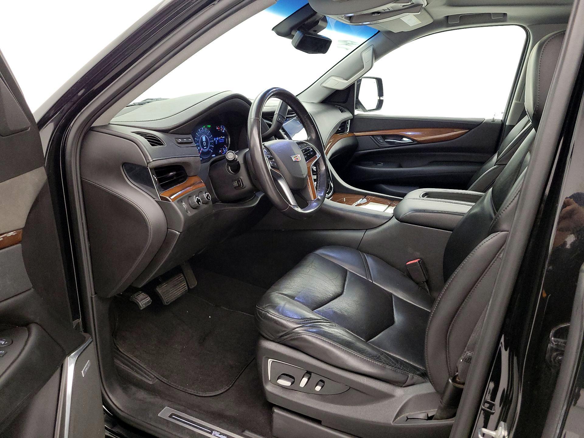 Thumbnail: 2018 Cadillac Escalade - 11
