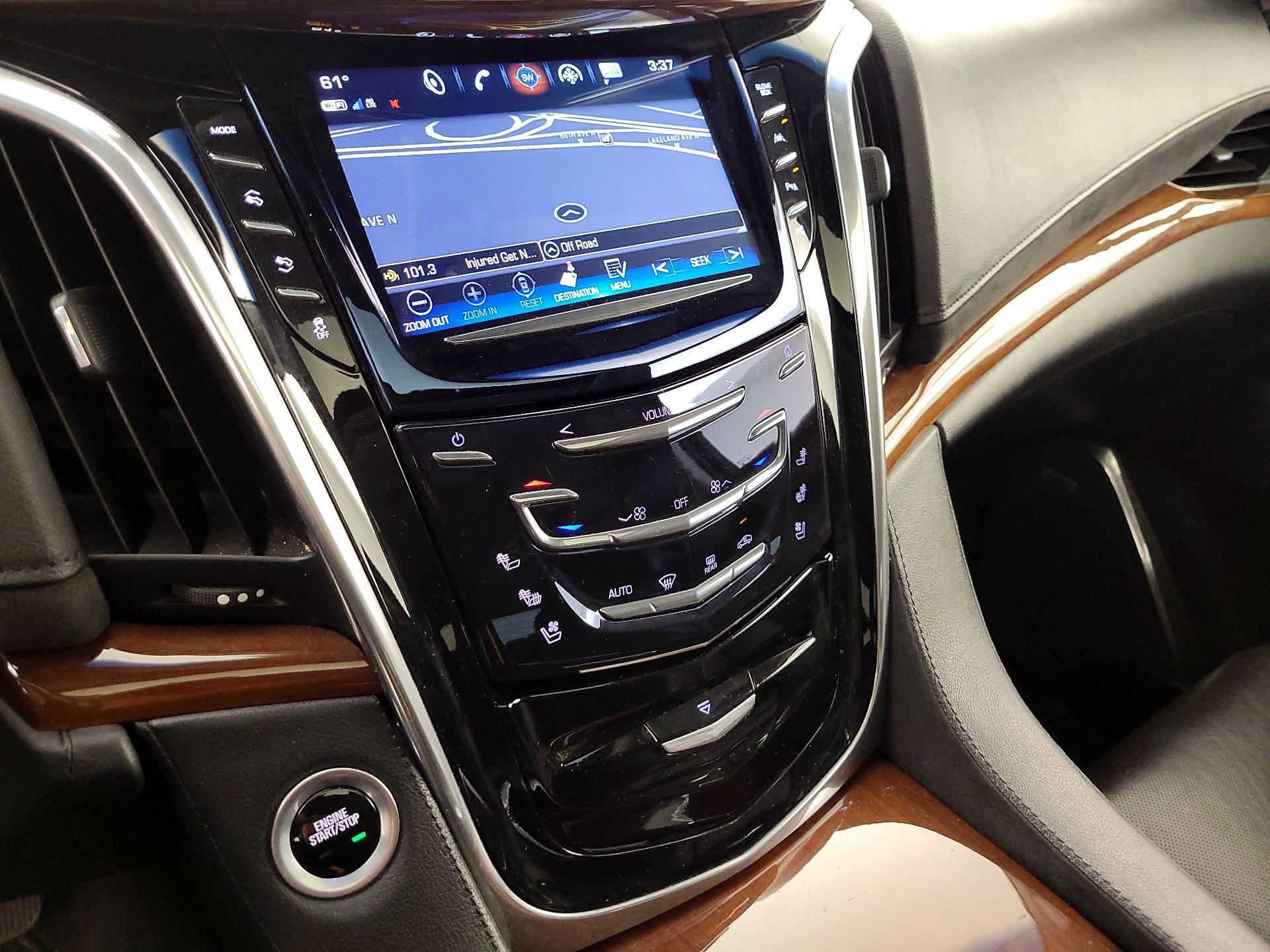 Thumbnail: 2018 Cadillac Escalade - 17