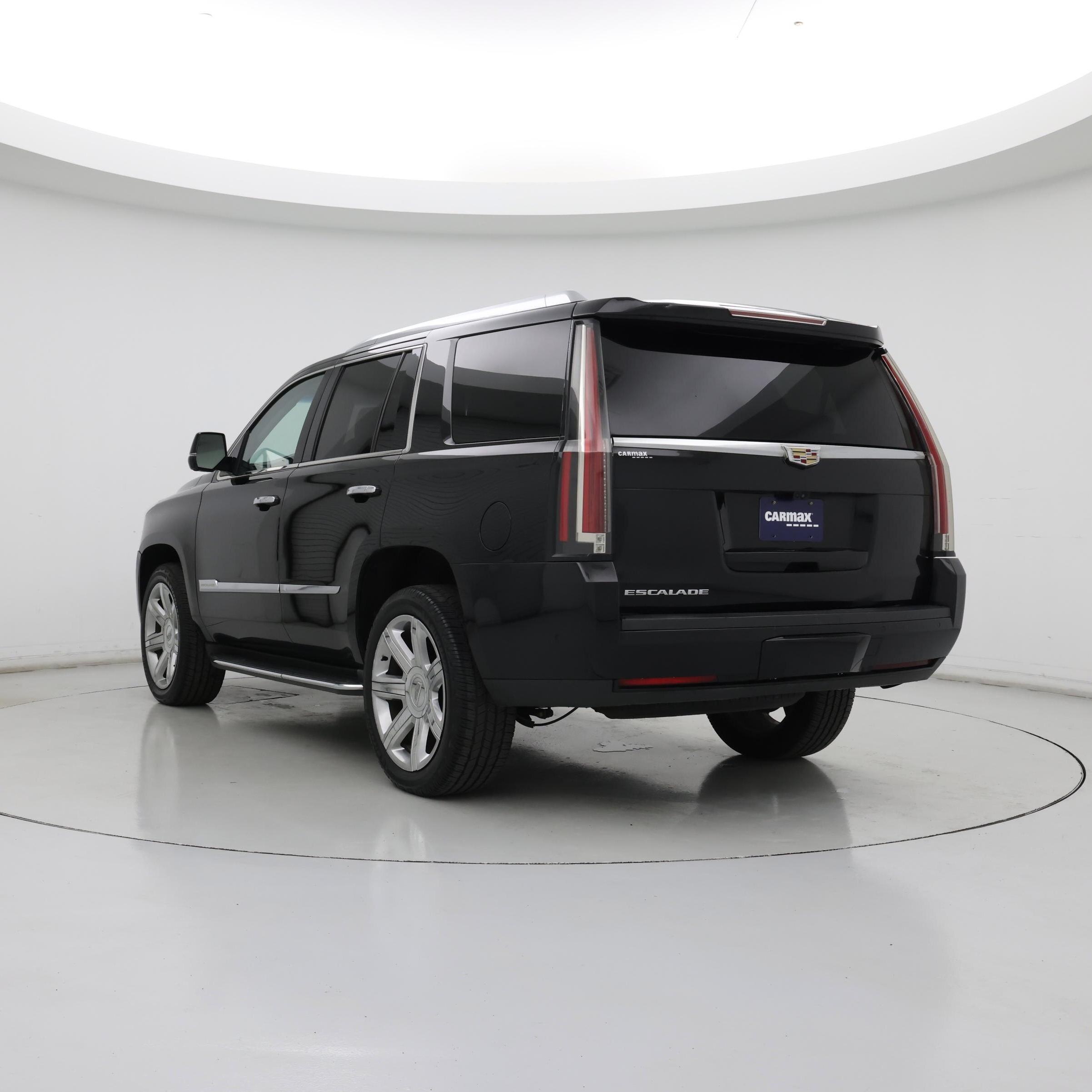 Thumbnail: 2018 Cadillac Escalade - 2