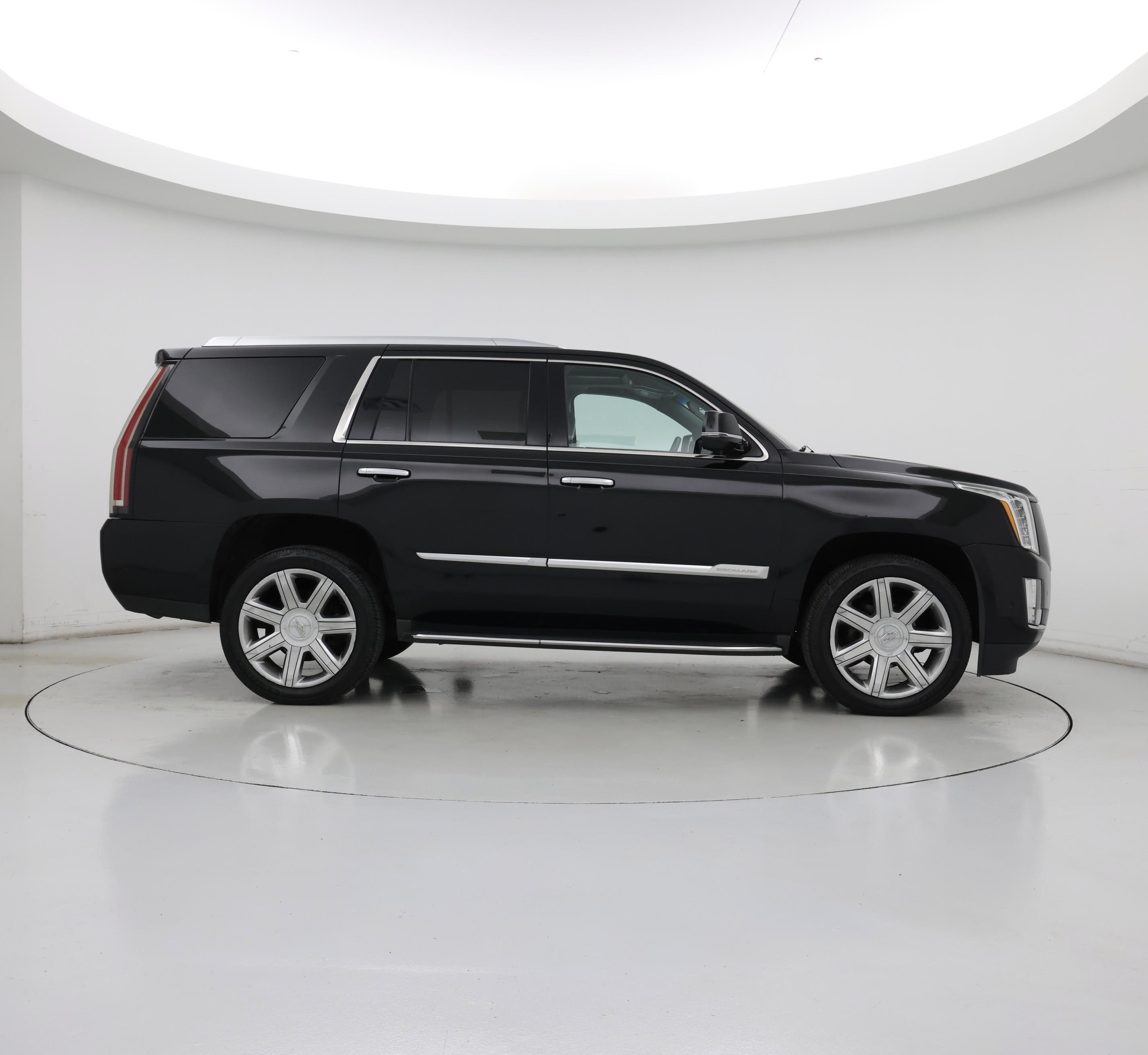 Thumbnail: 2018 Cadillac Escalade - 7