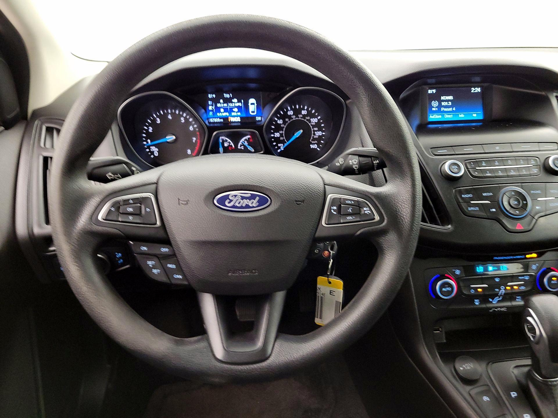Thumbnail: 2018 Ford Focus - 10