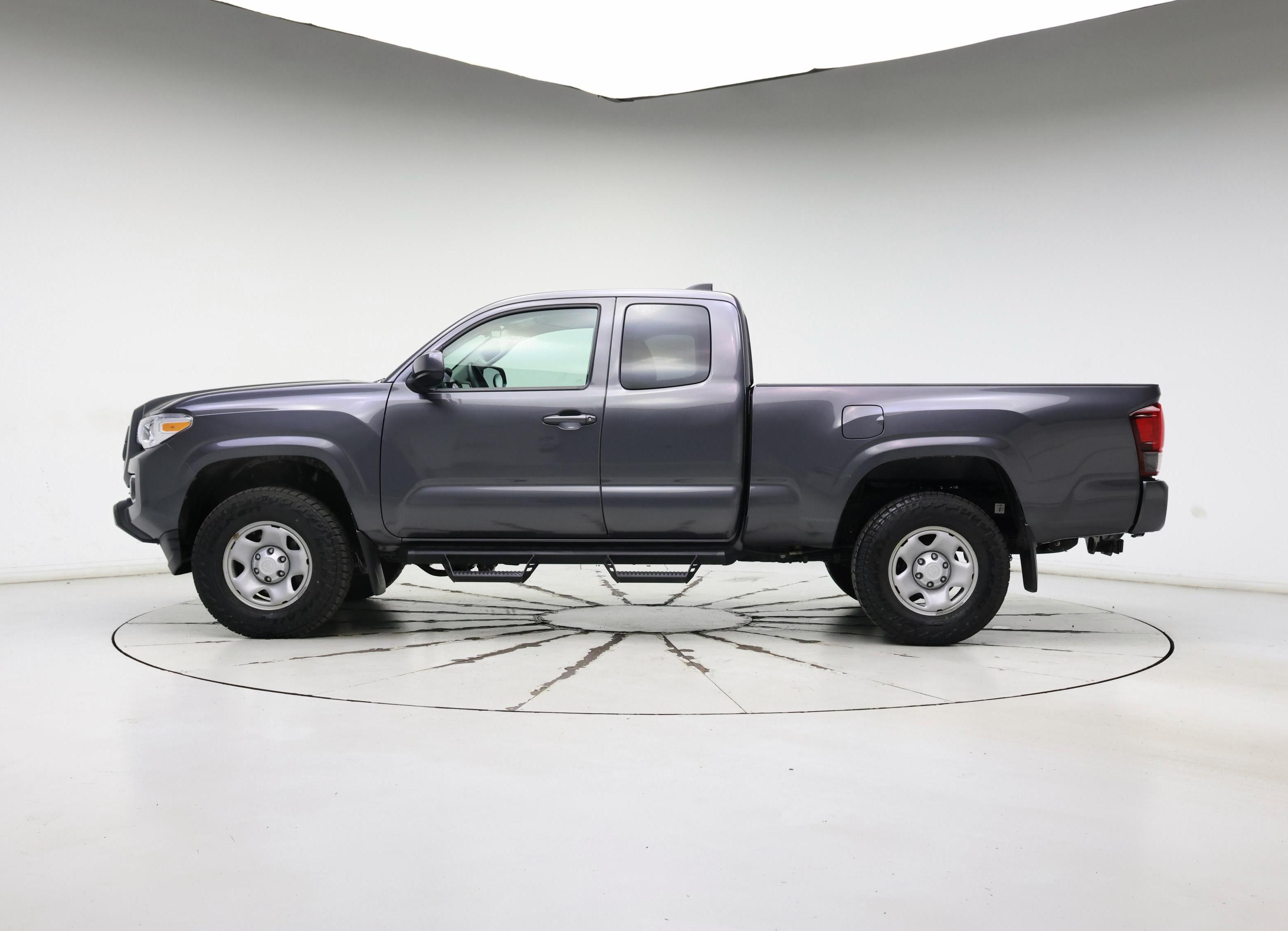 Thumbnail: 2023 Toyota Tacoma - 3
