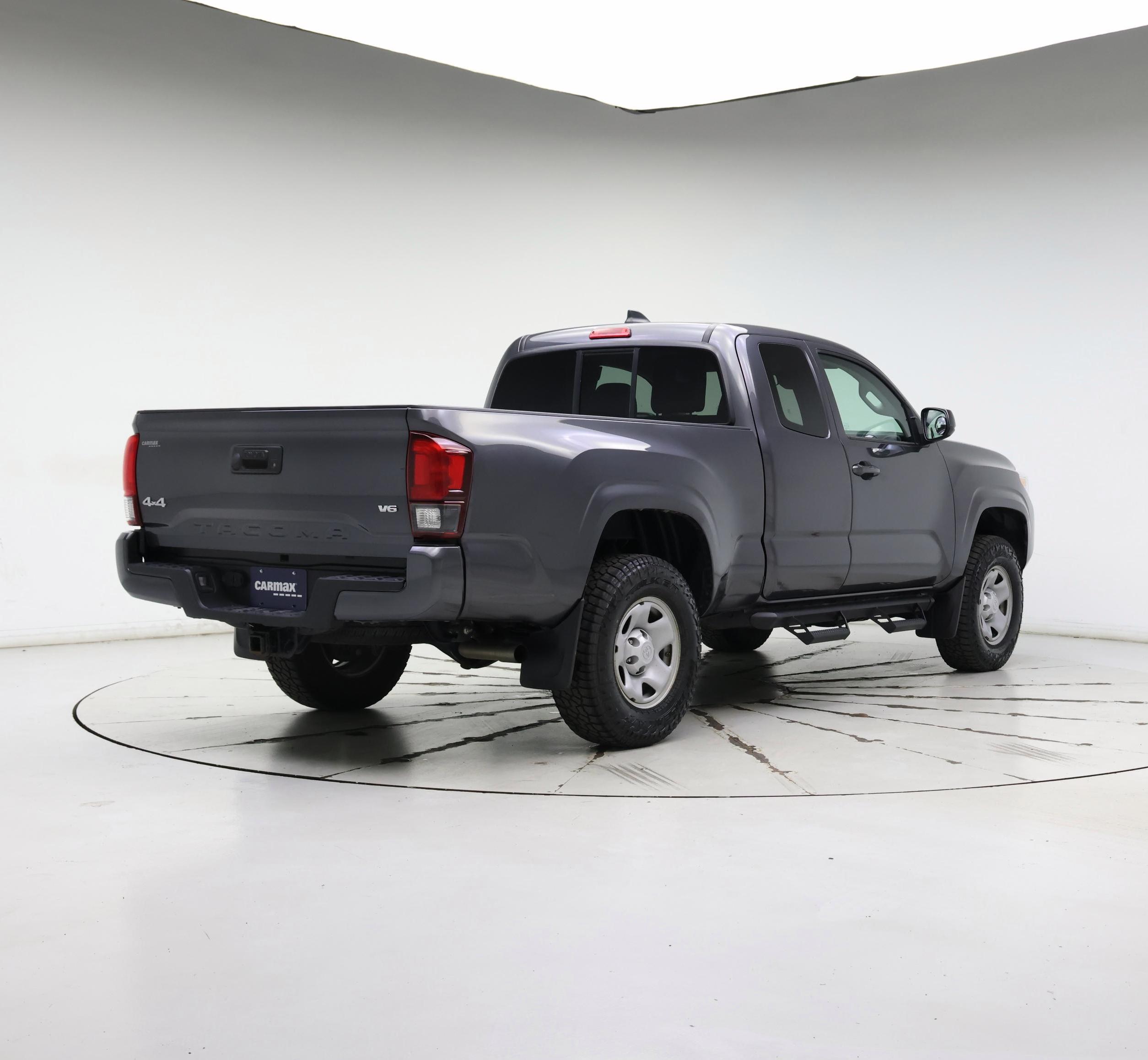 Thumbnail: 2023 Toyota Tacoma - 8